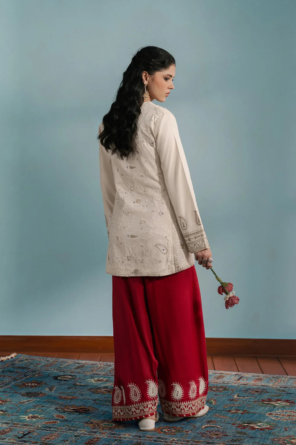 OFF WHITE | E4740/103/002 | Rozana Winter Drop 1 | Ethnc