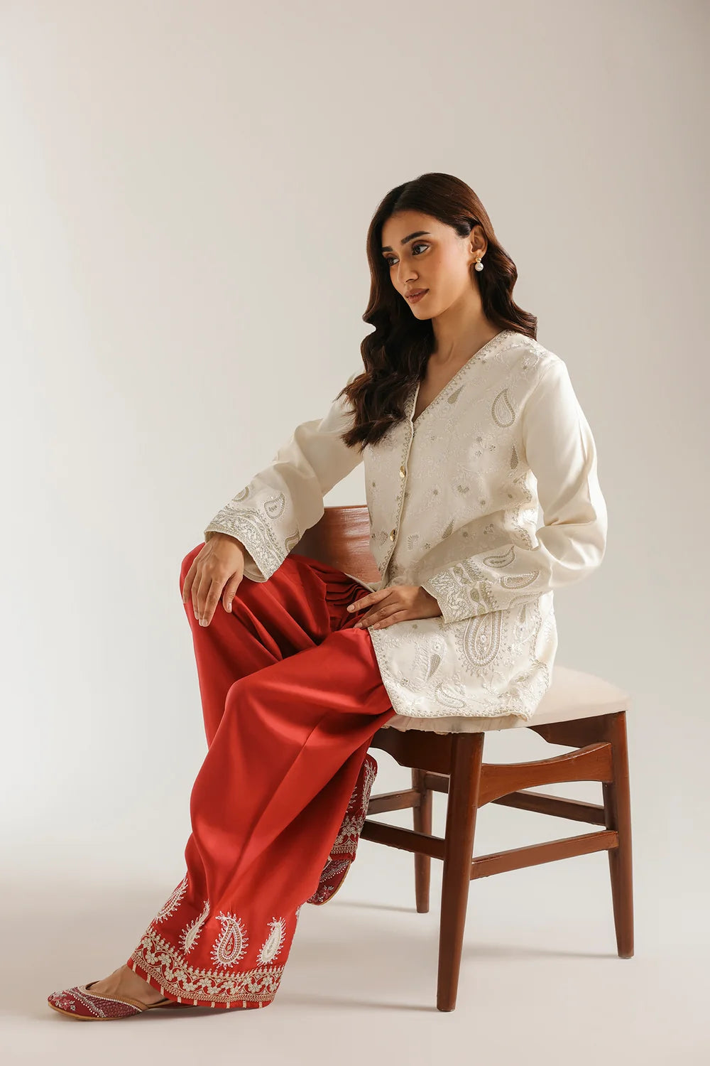 OFF WHITE | E4740/103/002 | Rozana Winter Drop 1 | Ethnc