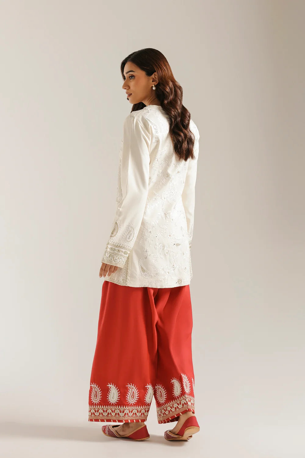 OFF WHITE | E4740/103/002 | Rozana Winter Drop 1 | Ethnc