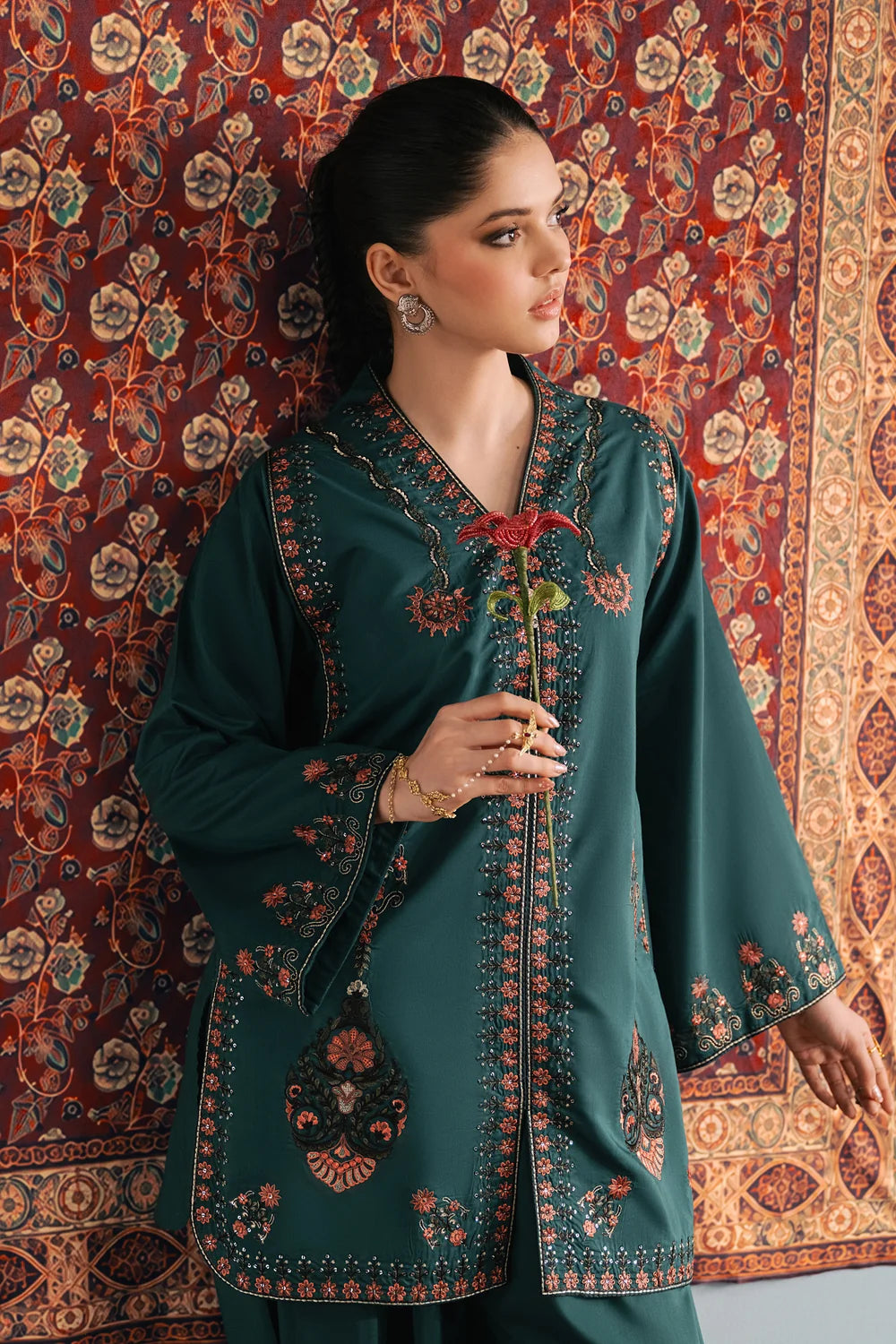 EMERALD | E4747-103-706 | Rozana Winter Drop 1 | Ethnc