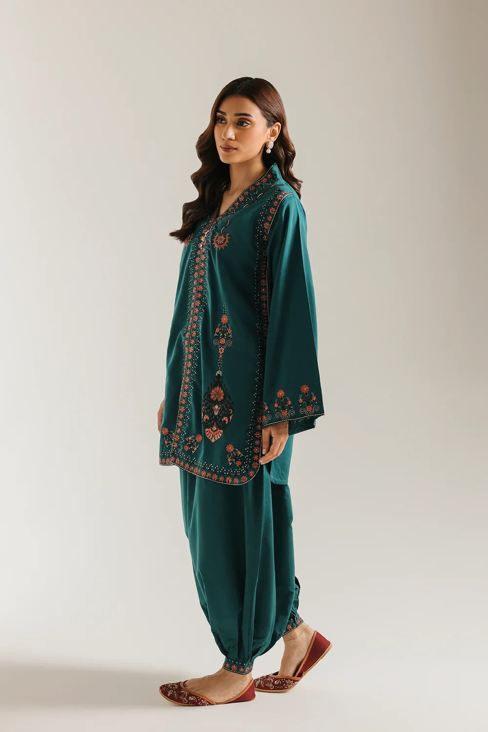EMERALD | E4747-103-706 | Rozana Winter Drop 1 | Ethnc