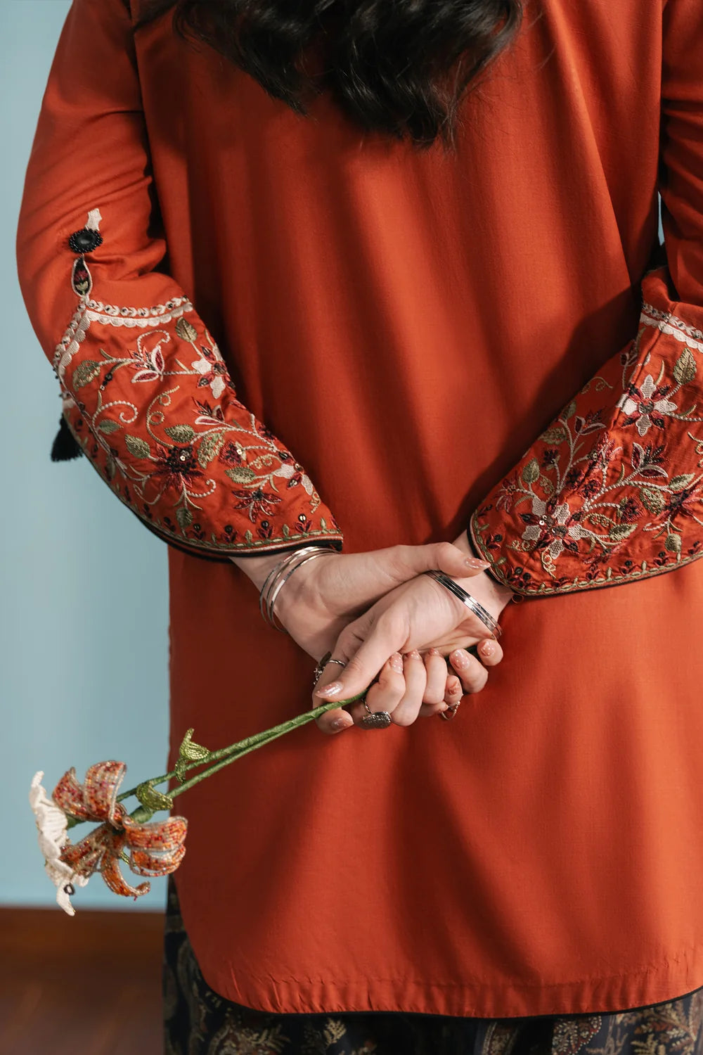 RUST | E4766-103-205 | Rozana Winter Drop 1 | Ethnc
