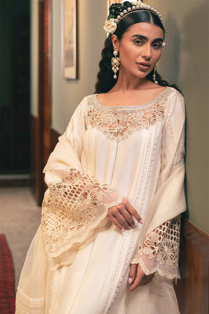 SNOWY WHISPER | CHAYE COFFEE; LUXURY PRET | Mohsin Naveed Ranjha