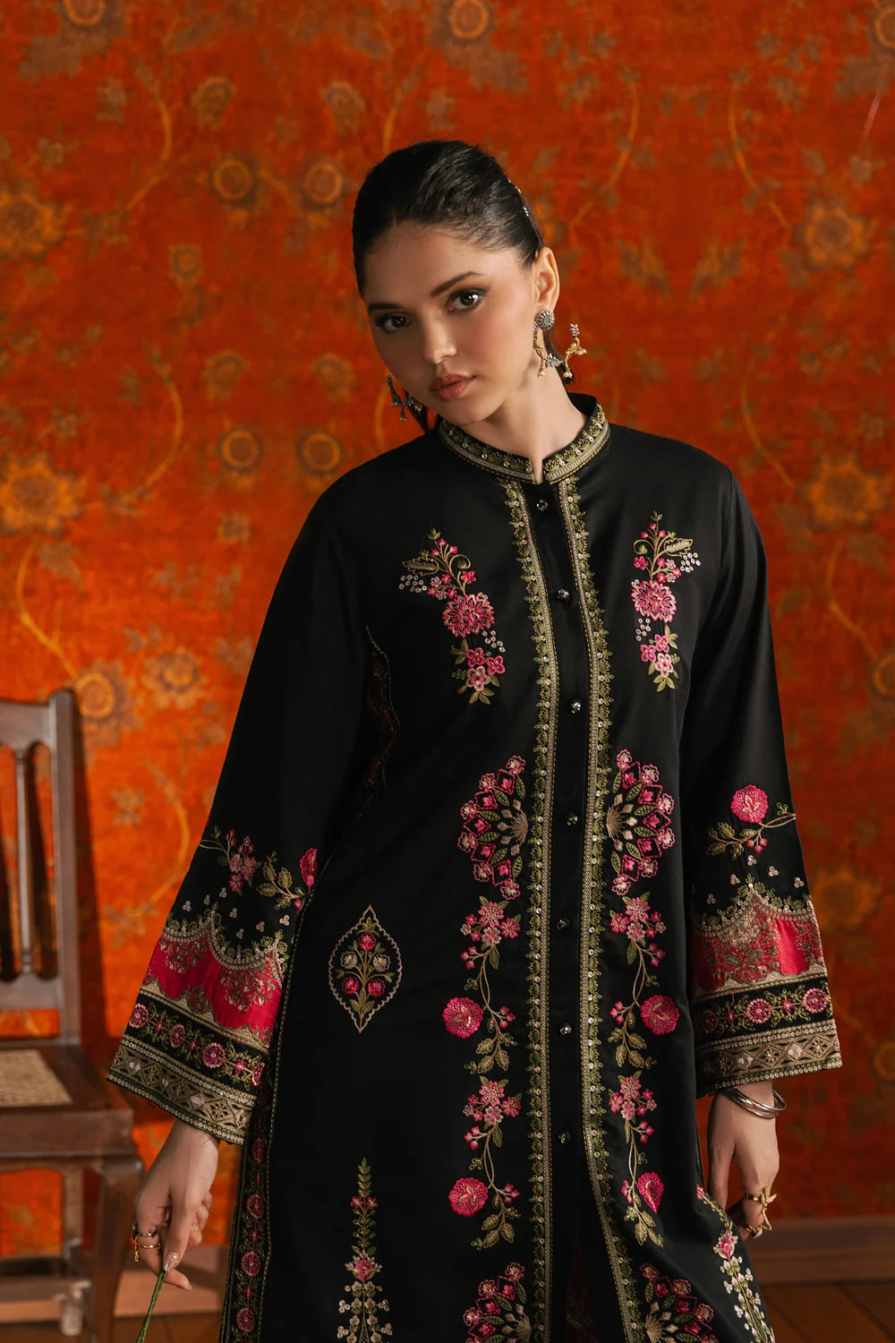 BLACK | E4701/103/901 | Rozana Winter Drop 1 | Ethnc