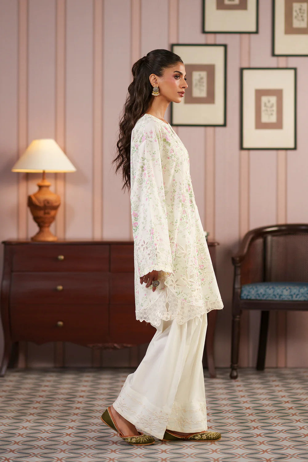 COCONUT MILK | E4643/103/003 | Women Rozana 16 July ‘26 | Ethnc