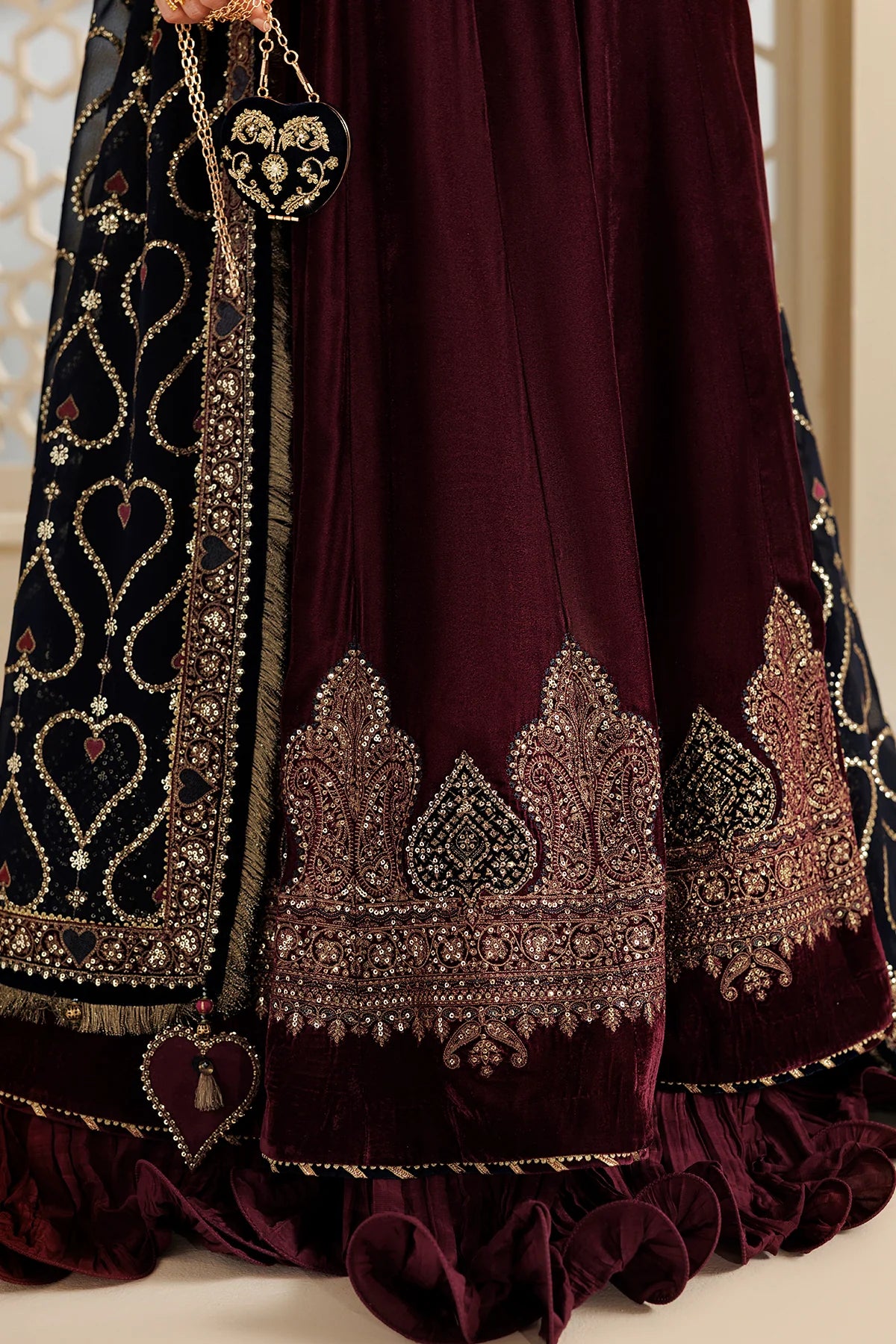 EMBROIDERED VELVET FORMAL CVF26-D04 | Chandni Velvet Formals ‘26 | Jazmin