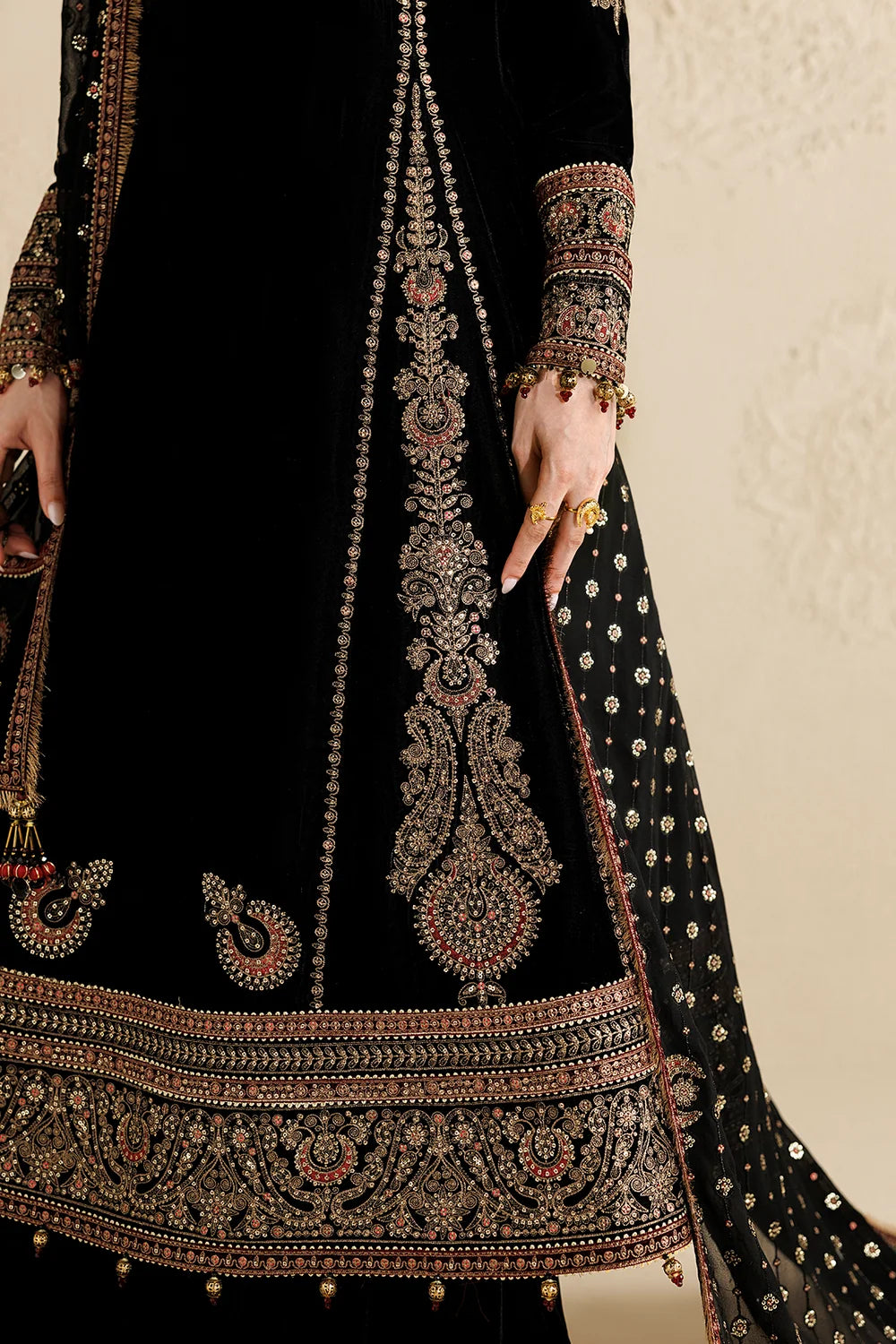 EMBROIDERED VELVET FORMAL CVF26-D01 | Chandni Velvet Formals ‘26 | Jazmin