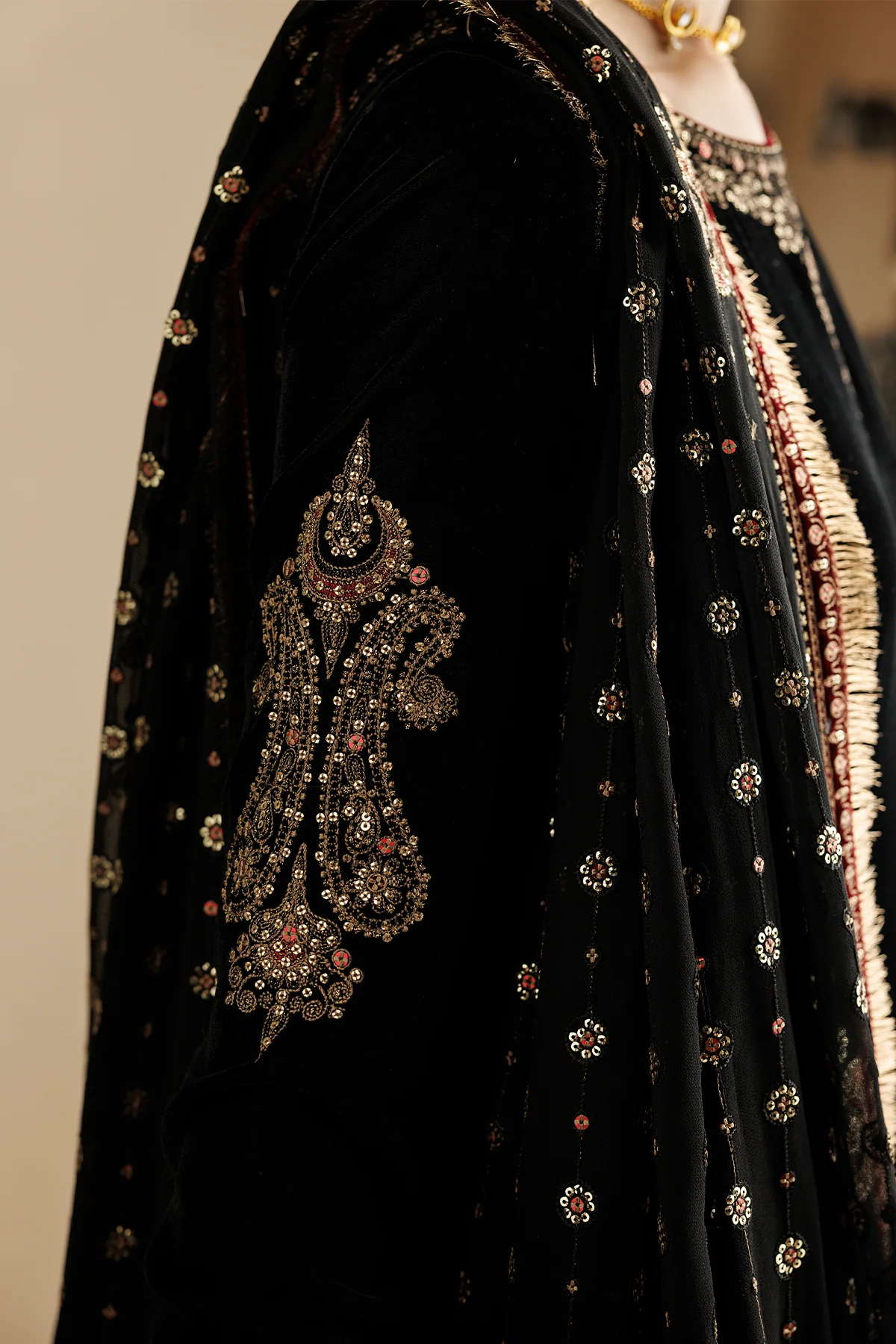 EMBROIDERED VELVET FORMAL CVF26-D01 | Chandni Velvet Formals ‘26 | Jazmin
