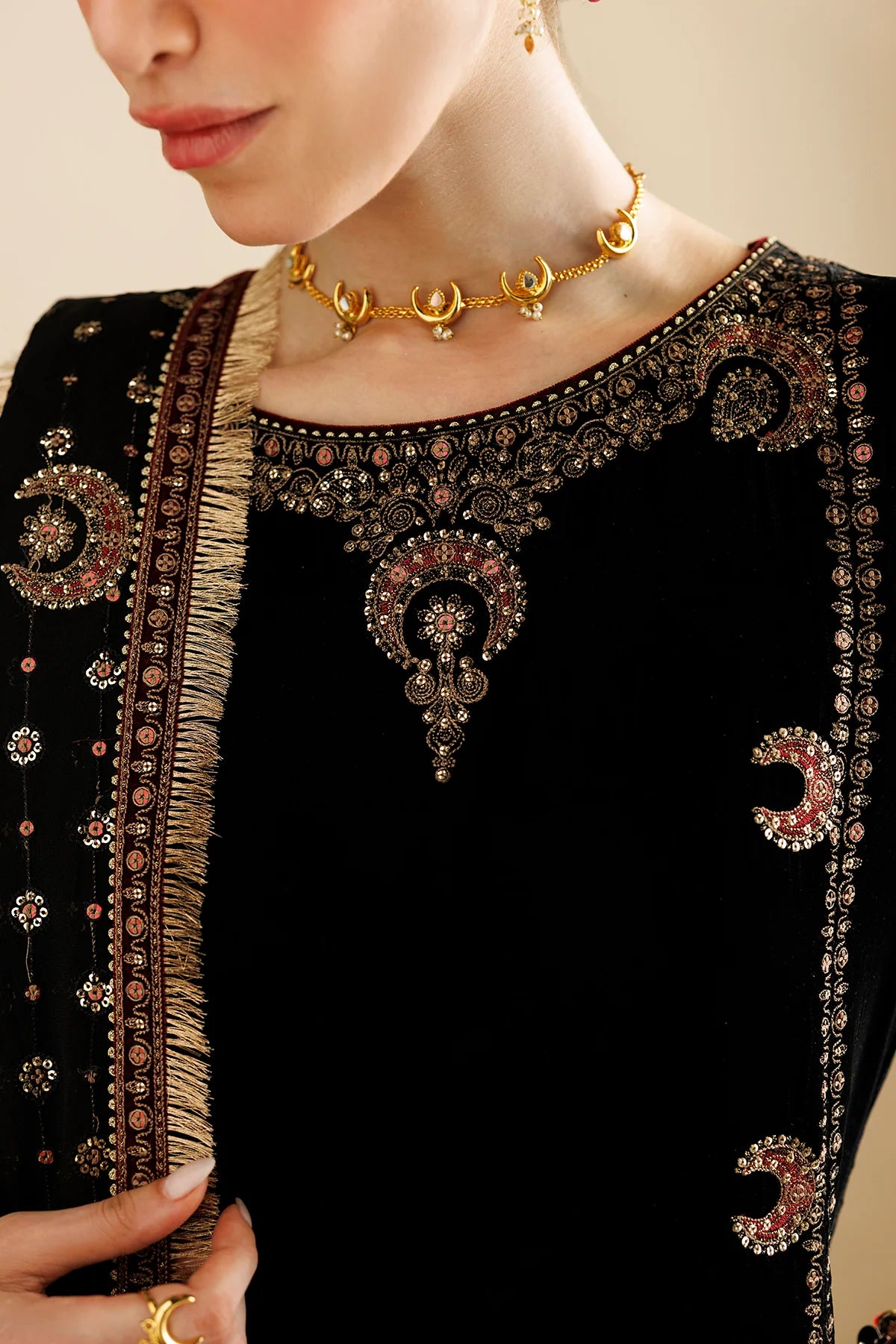 EMBROIDERED VELVET FORMAL CVF26-D01 | Chandni Velvet Formals ‘26 | Jazmin