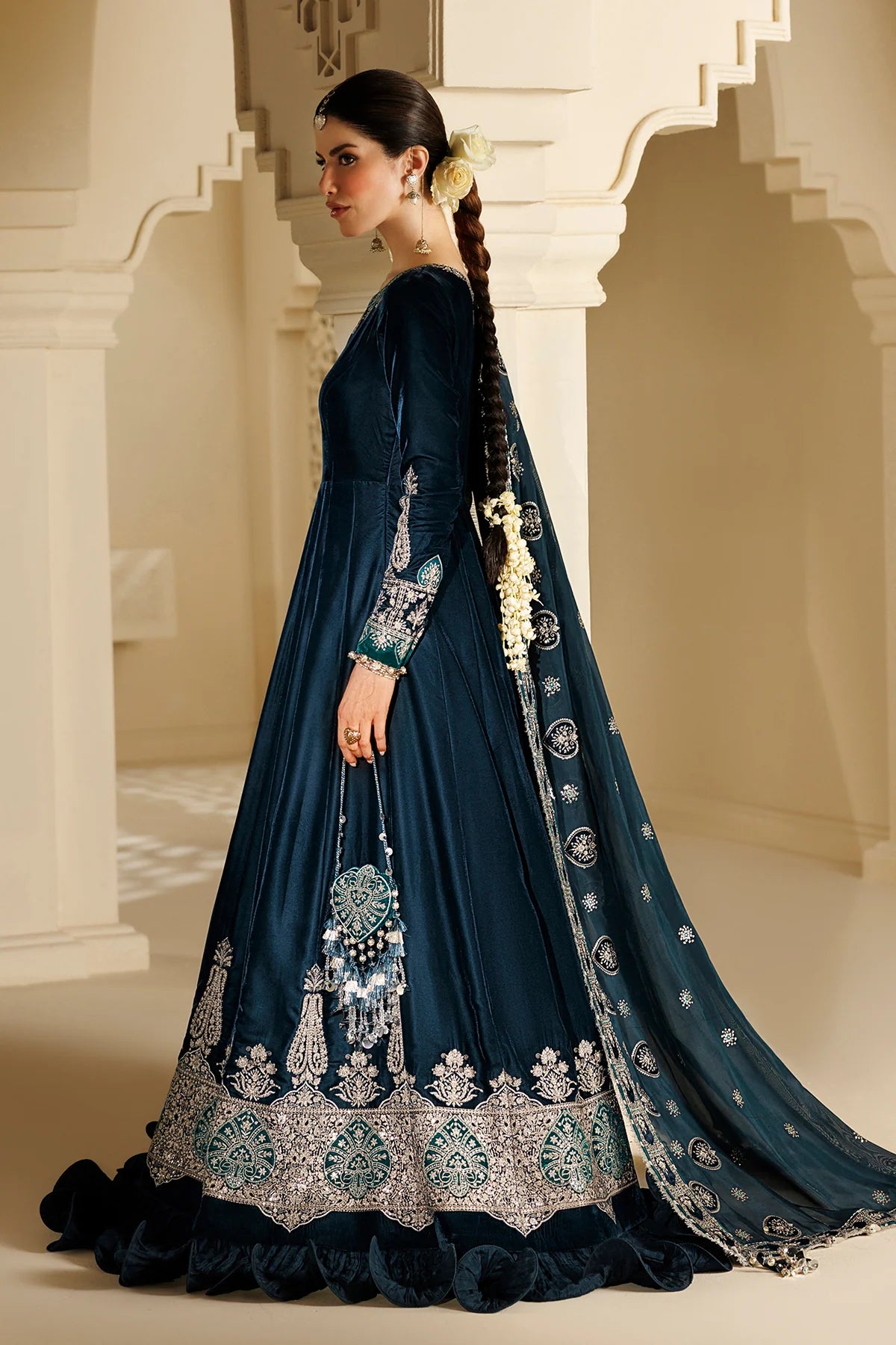 EMBROIDERED VELVET FORMAL CVF26-D09 | Chandni Velvet Formals ‘26 | Jazmin