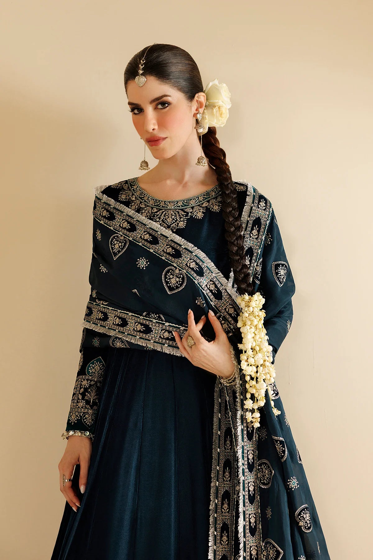 EMBROIDERED VELVET FORMAL CVF26-D09 | Chandni Velvet Formals ‘26 | Jazmin