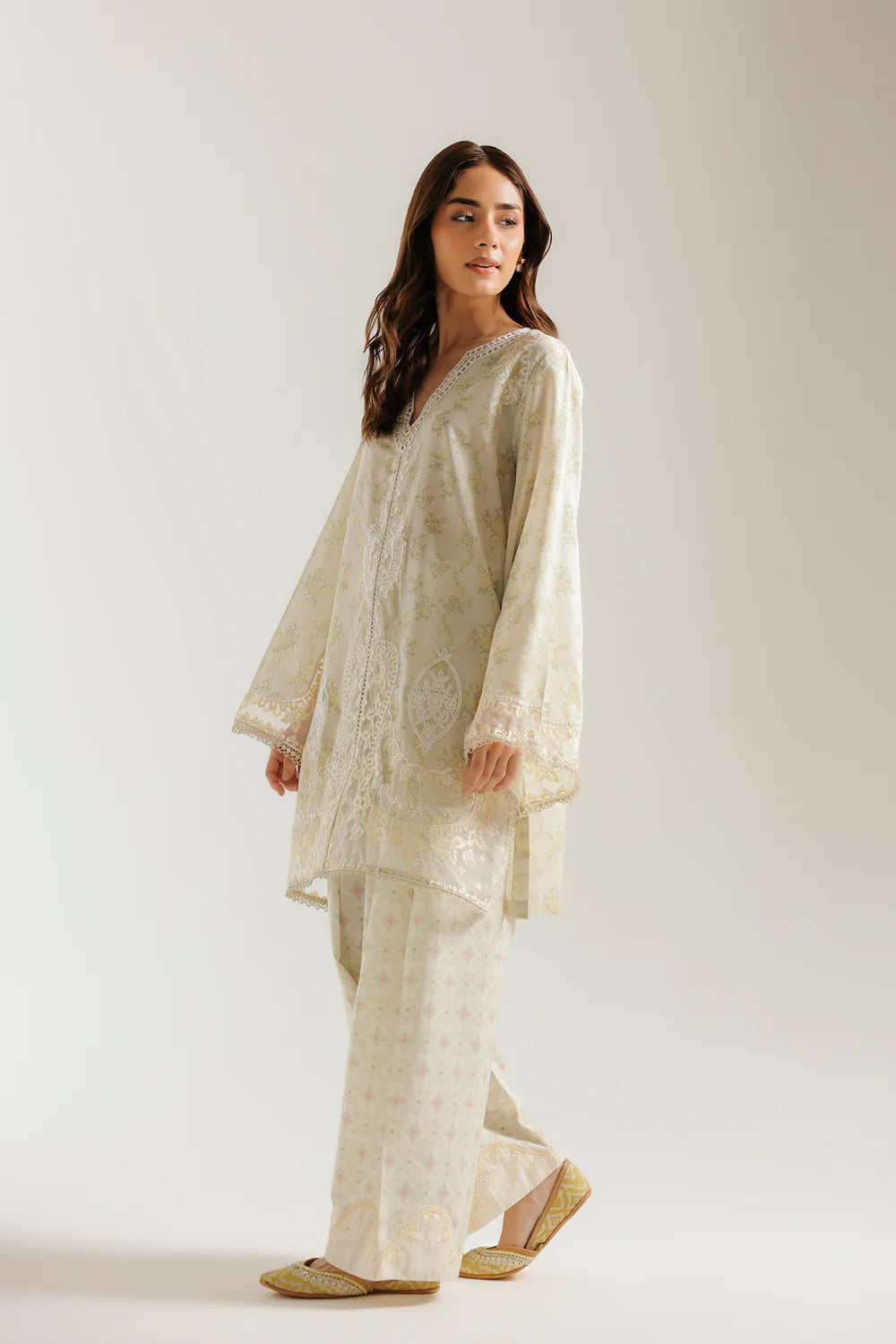 PALE YELLOW | E4480/103/115 | Women Rozana 16 July ‘26 | Ethnc
