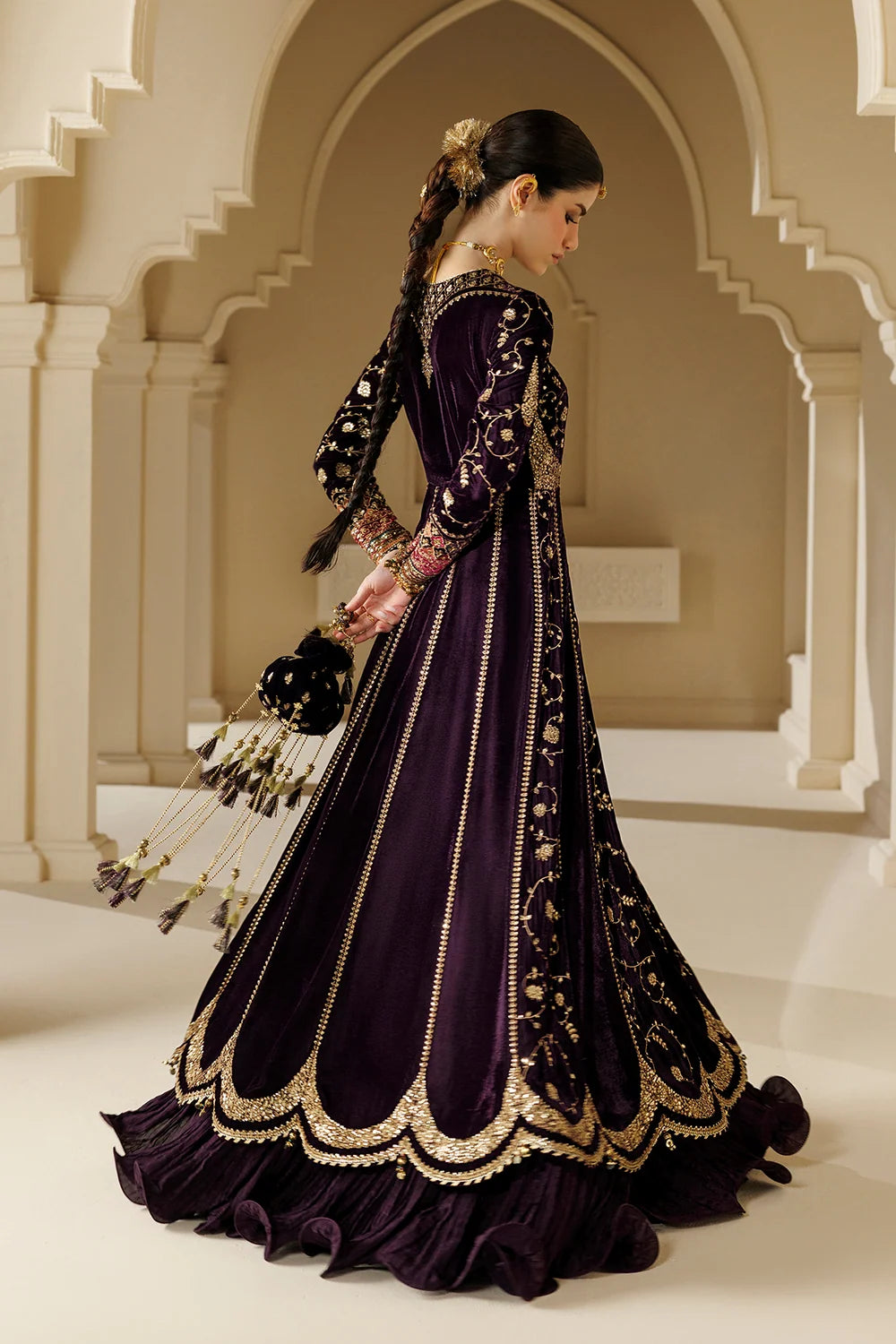 EMBROIDERED VELVET FORMAL CVF26-D03 | Chandni Velvet Formals ‘26 | Jazmin