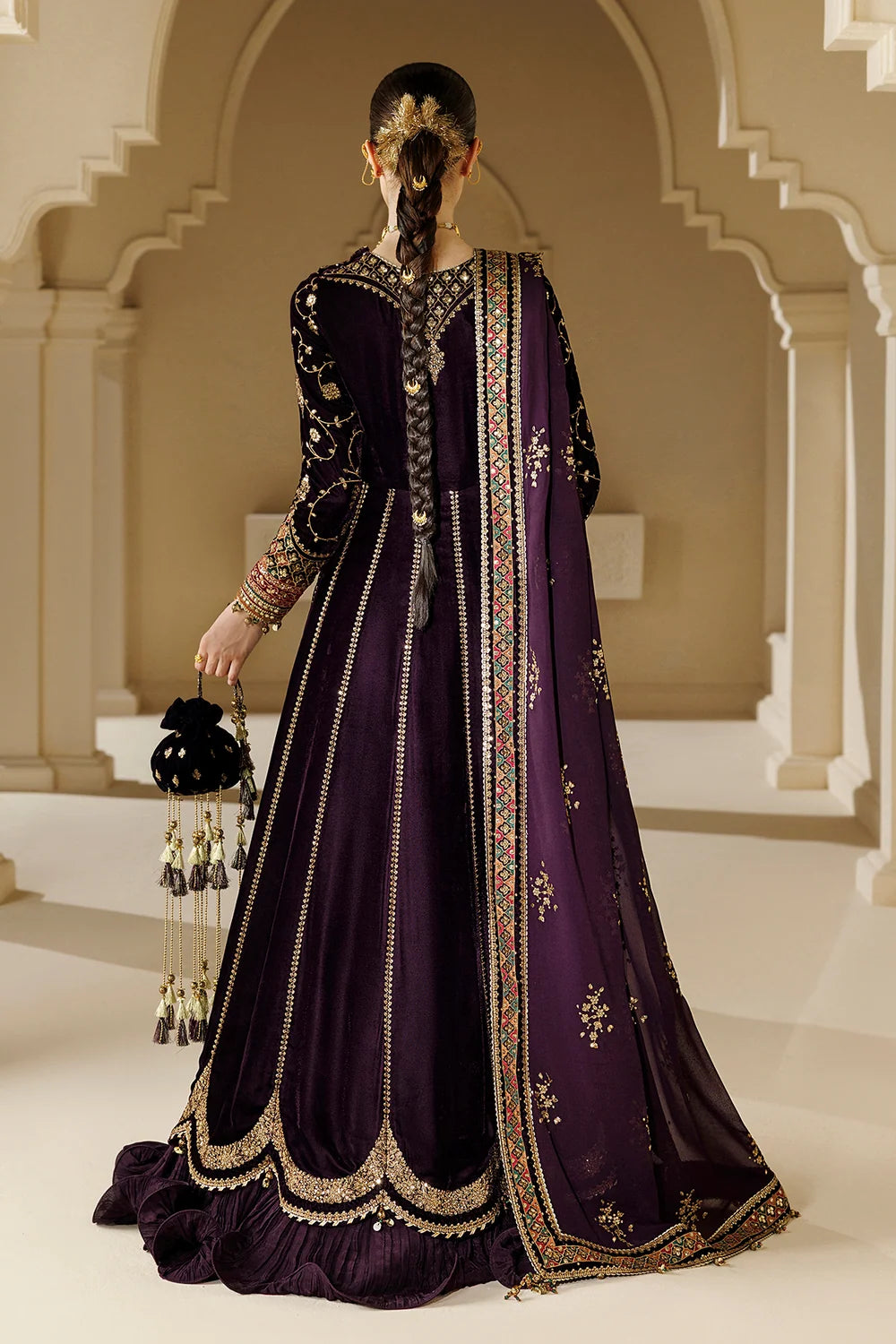 EMBROIDERED VELVET FORMAL CVF26-D03 | Chandni Velvet Formals ‘26 | Jazmin