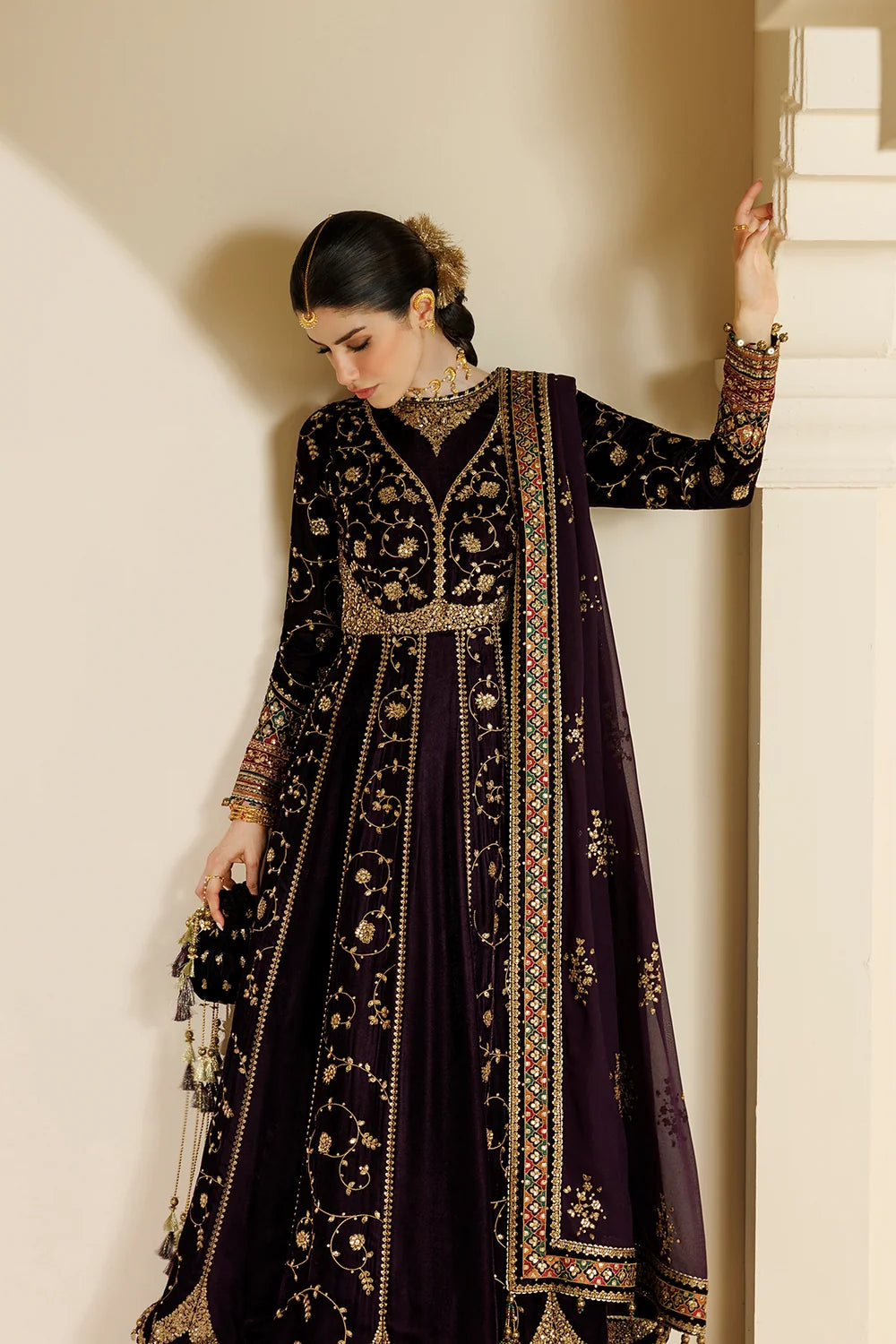 EMBROIDERED VELVET FORMAL CVF26-D03 | Chandni Velvet Formals ‘26 | Jazmin