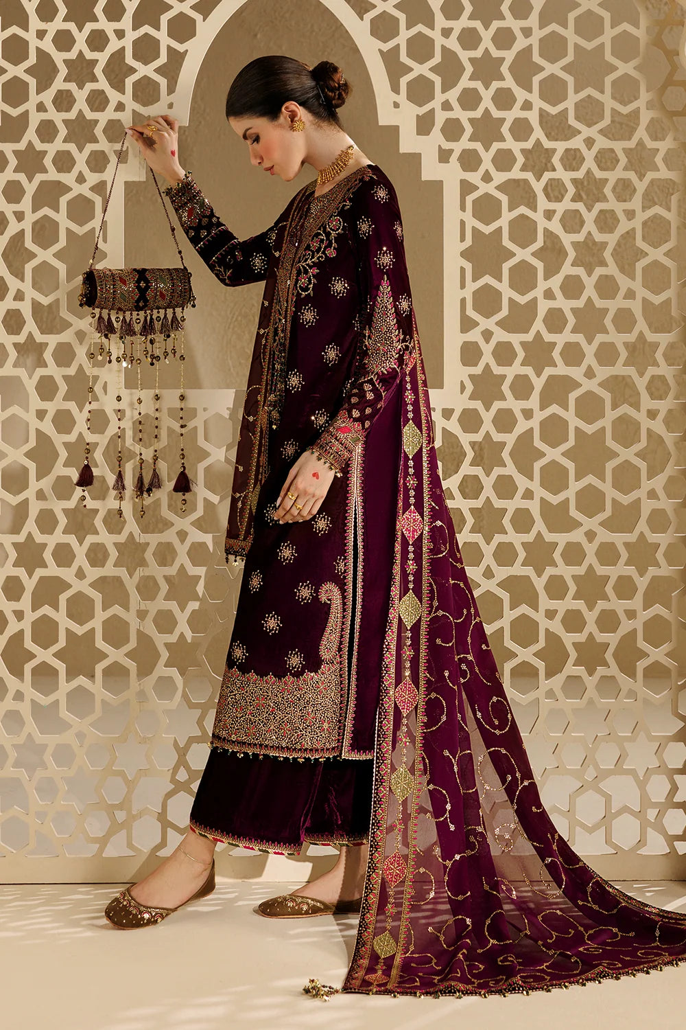 EMBROIDERED VELVET FORMAL CVF26-D08 | Chandni Velvet Formals ‘26 | Jazmin