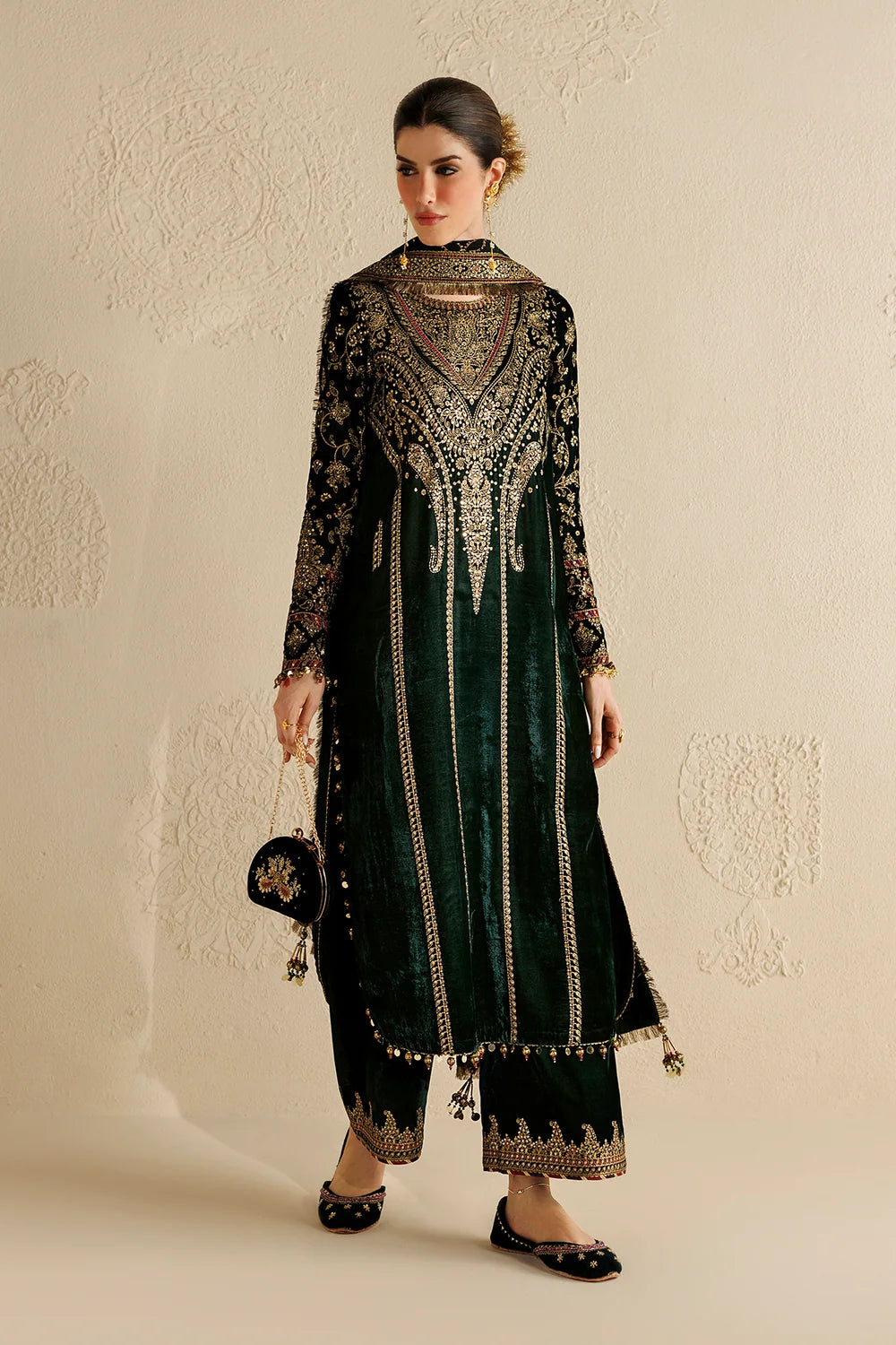 EMBROIDERED VELVET FORMAL CVF26-D07 | Chandni Velvet Formals ‘26 | Jazmin