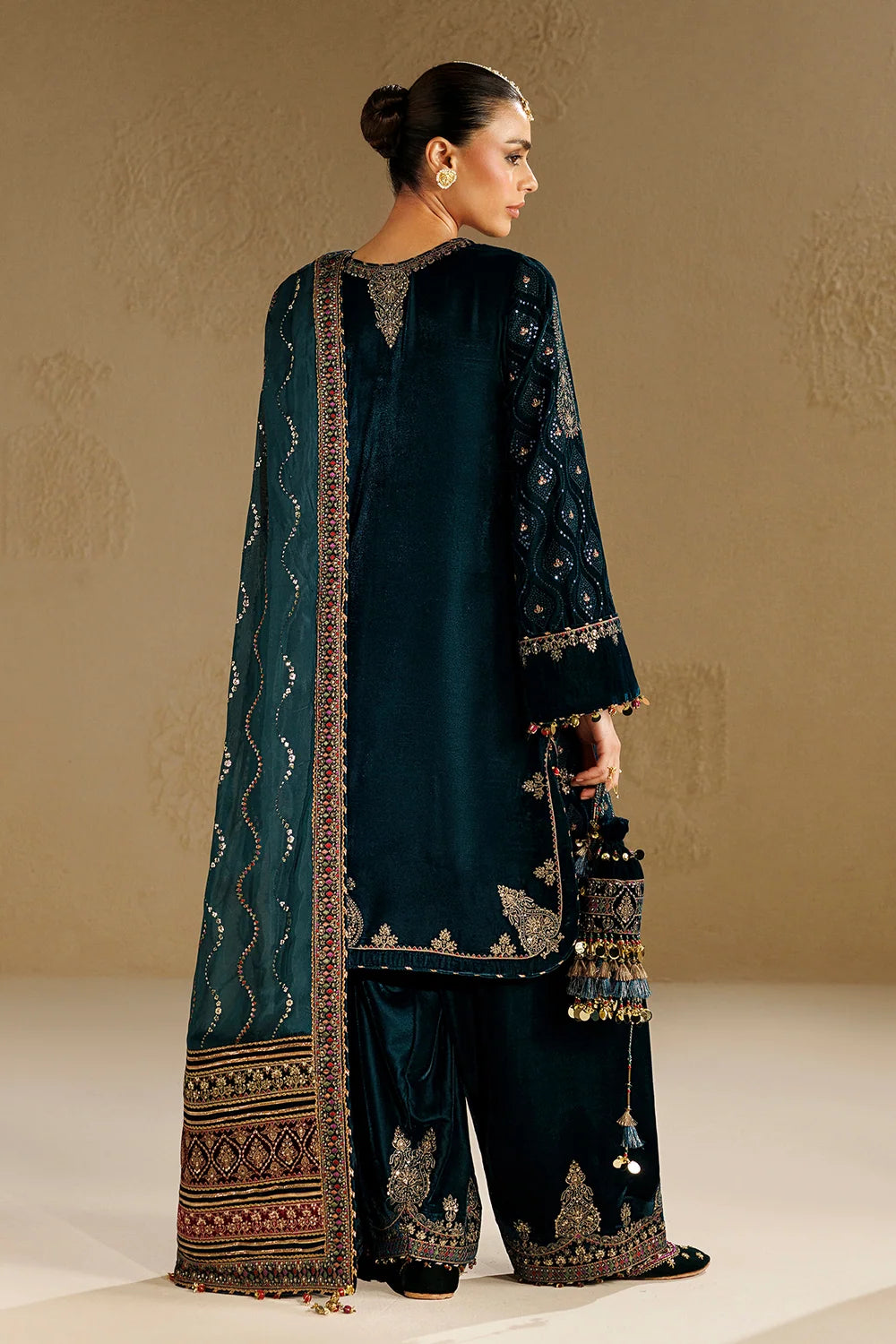 EMBROIDERED VELVET FORMAL CVF26-D02 | Chandni Velvet Formals ‘26 | Jazmin