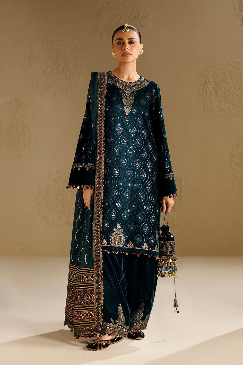 EMBROIDERED VELVET FORMAL CVF26-D02 | Chandni Velvet Formals ‘26 | Jazmin
