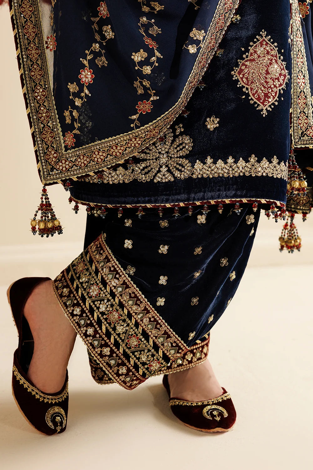 EMBROIDERED VELVET FORMAL CVF26-D11 | Chandni Velvet Formals ‘26 | Jazmin