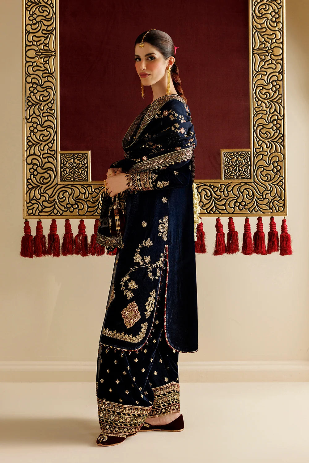EMBROIDERED VELVET FORMAL CVF26-D11 | Chandni Velvet Formals ‘26 | Jazmin