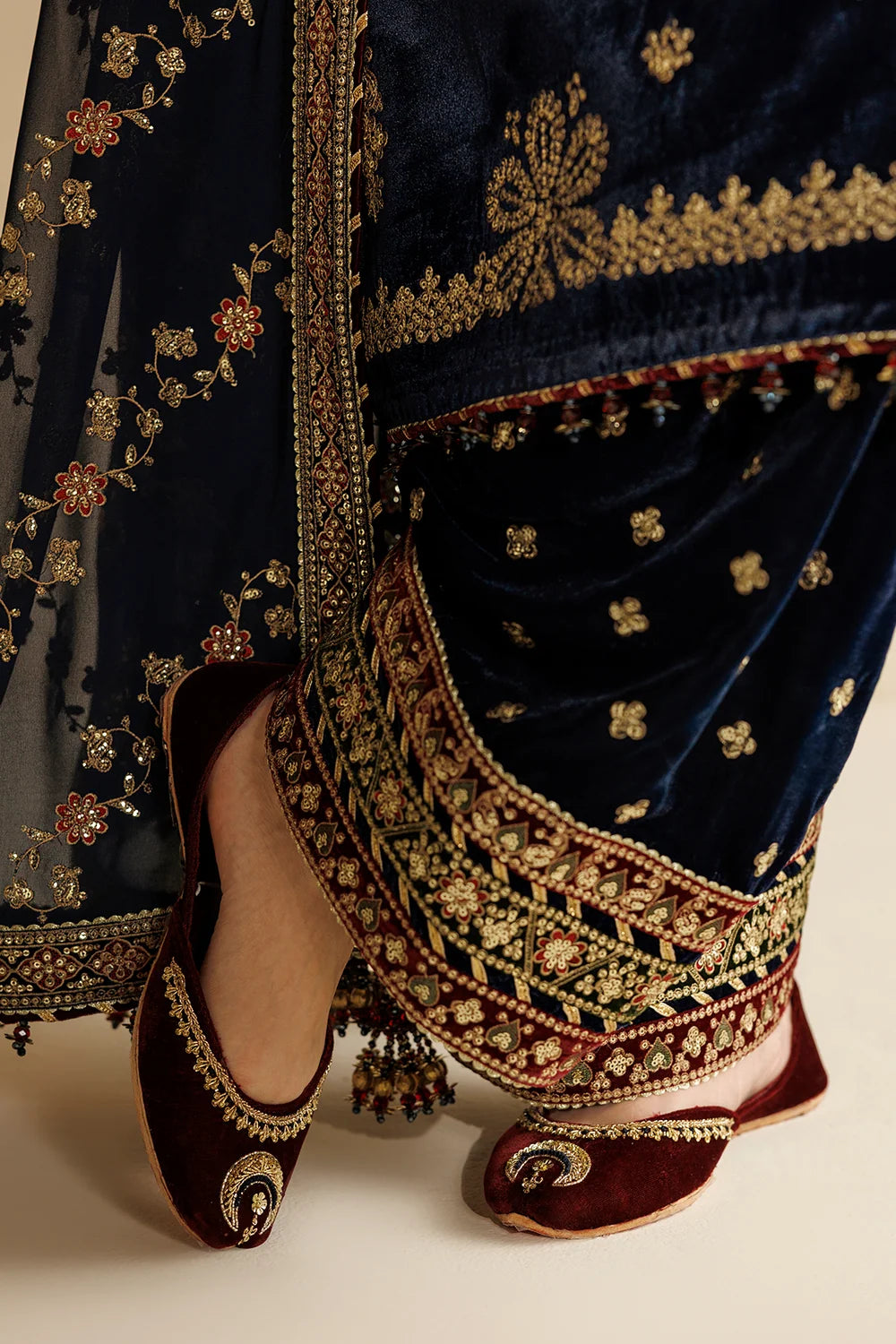 EMBROIDERED VELVET FORMAL CVF26-D11 | Chandni Velvet Formals ‘26 | Jazmin