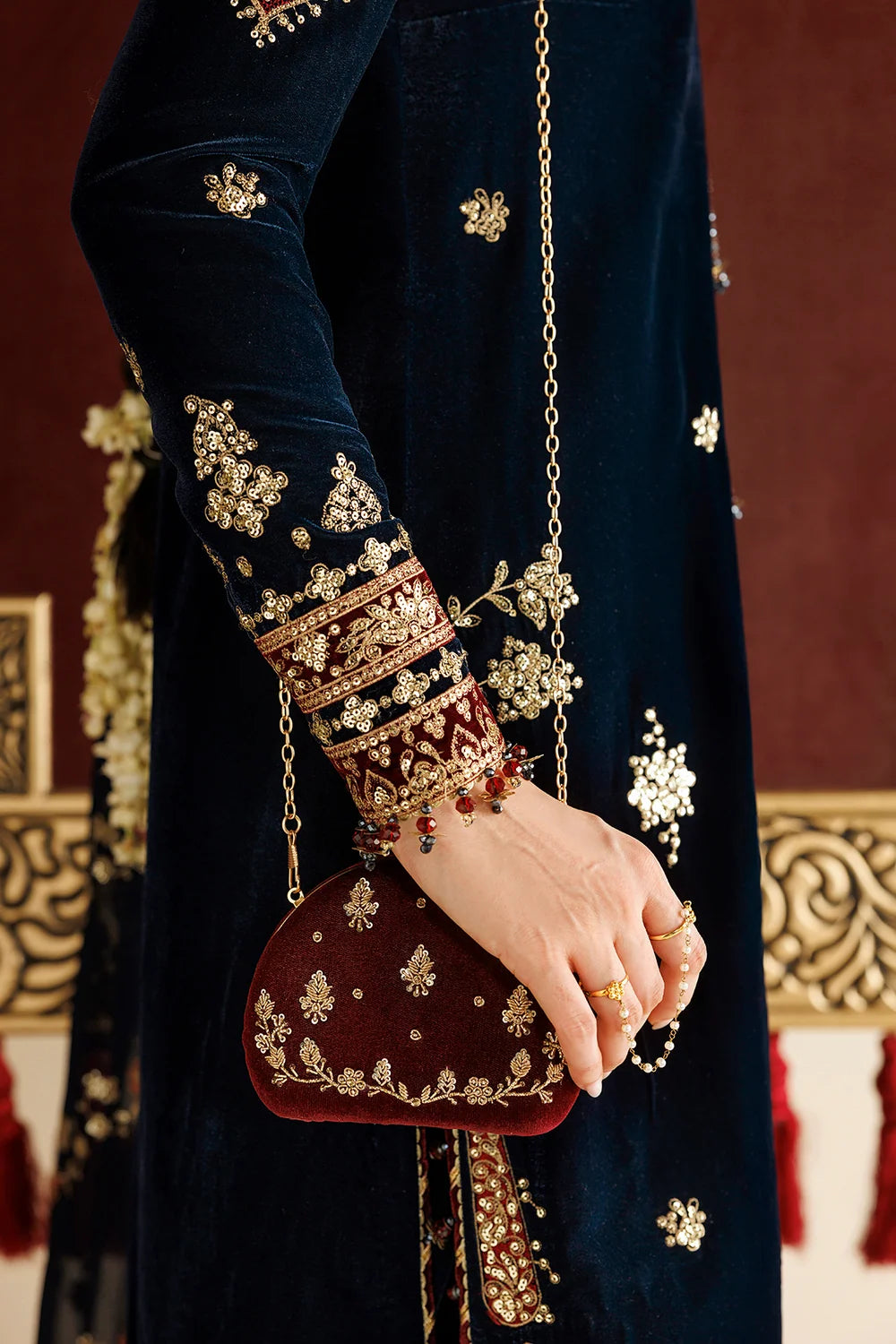 EMBROIDERED VELVET FORMAL CVF26-D11 | Chandni Velvet Formals ‘26 | Jazmin