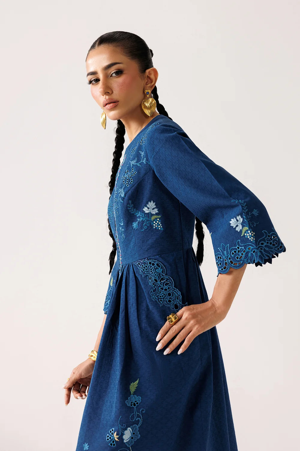 QEC-05 NOA | Embroidered Co-ords '26 | Qalamkar