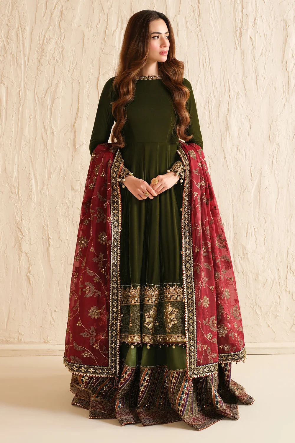 EMBROIDERED VELVET FORMAL VF-2036 | Velvet | Jazmin