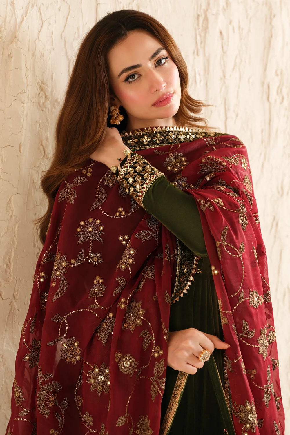 EMBROIDERED VELVET FORMAL VF-2036 | Velvet | Jazmin