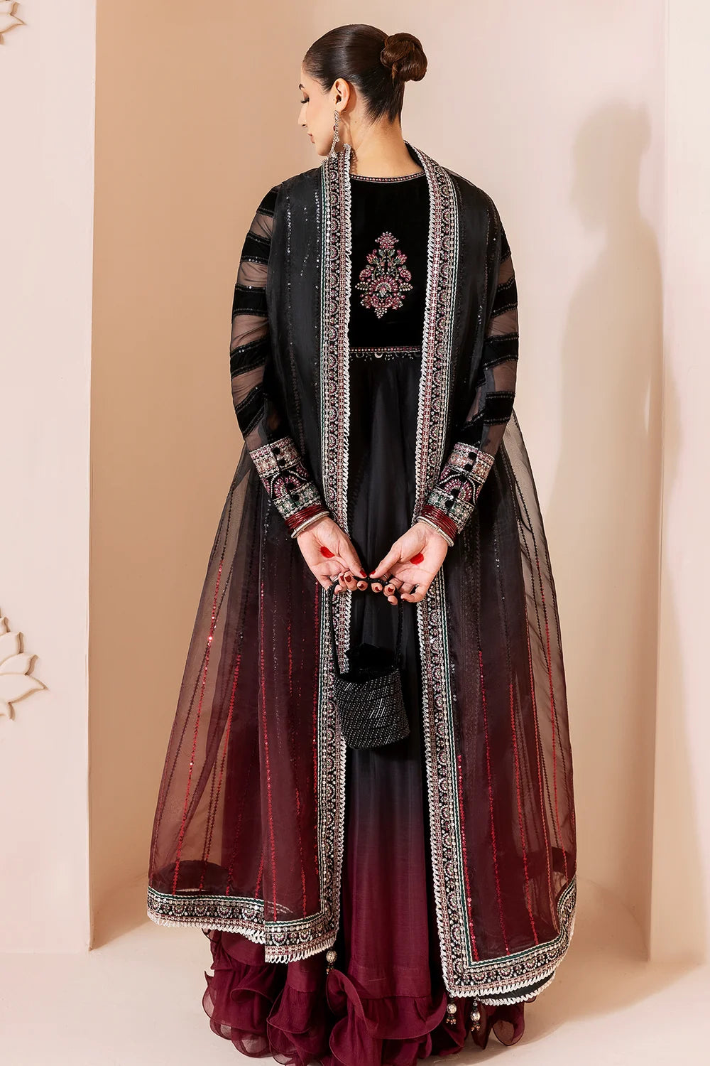 EMBROIDERED VELVET FORMAL CVF25-D10 | Velvet | Jazmin