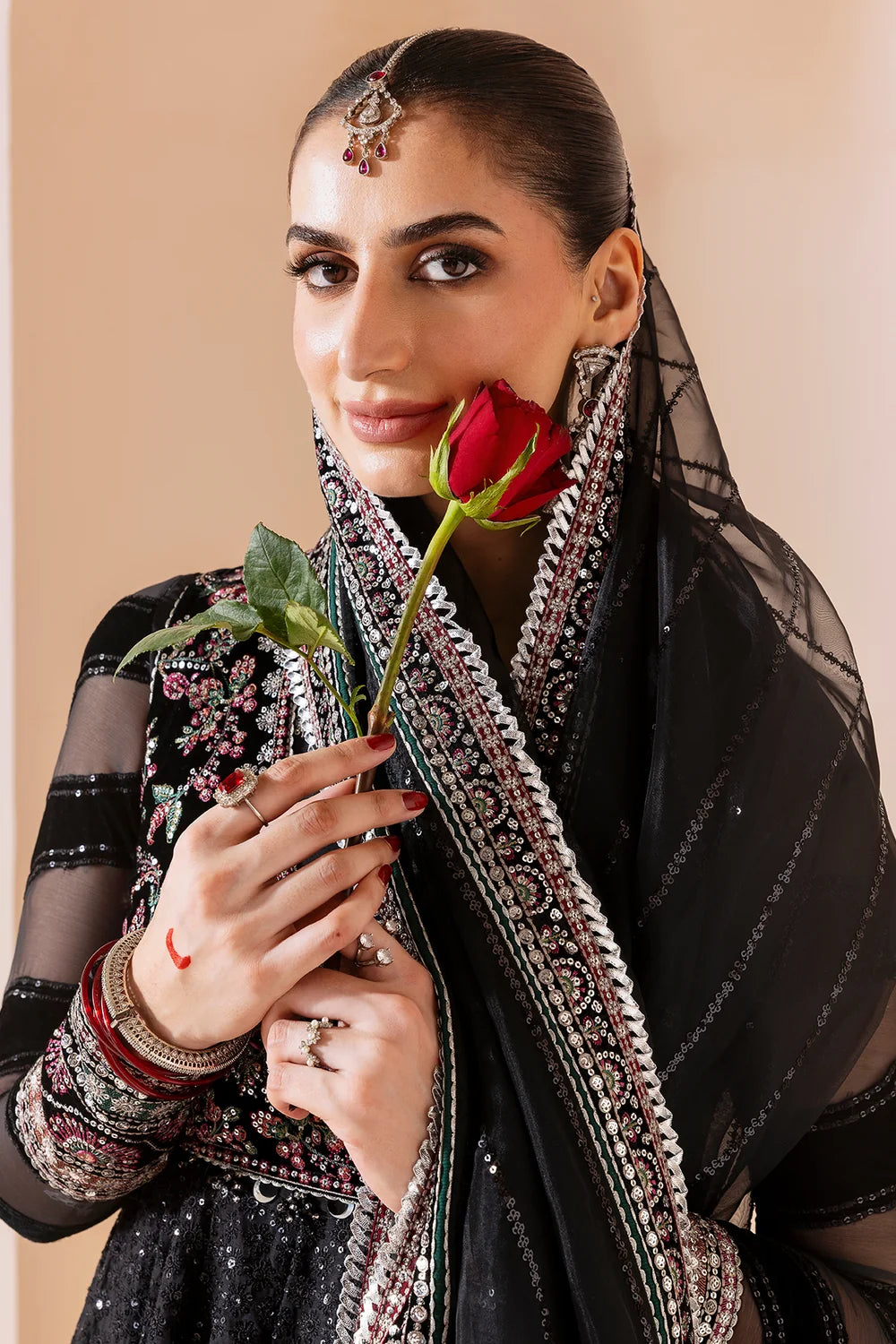 EMBROIDERED VELVET FORMAL CVF25-D10 | Velvet | Jazmin