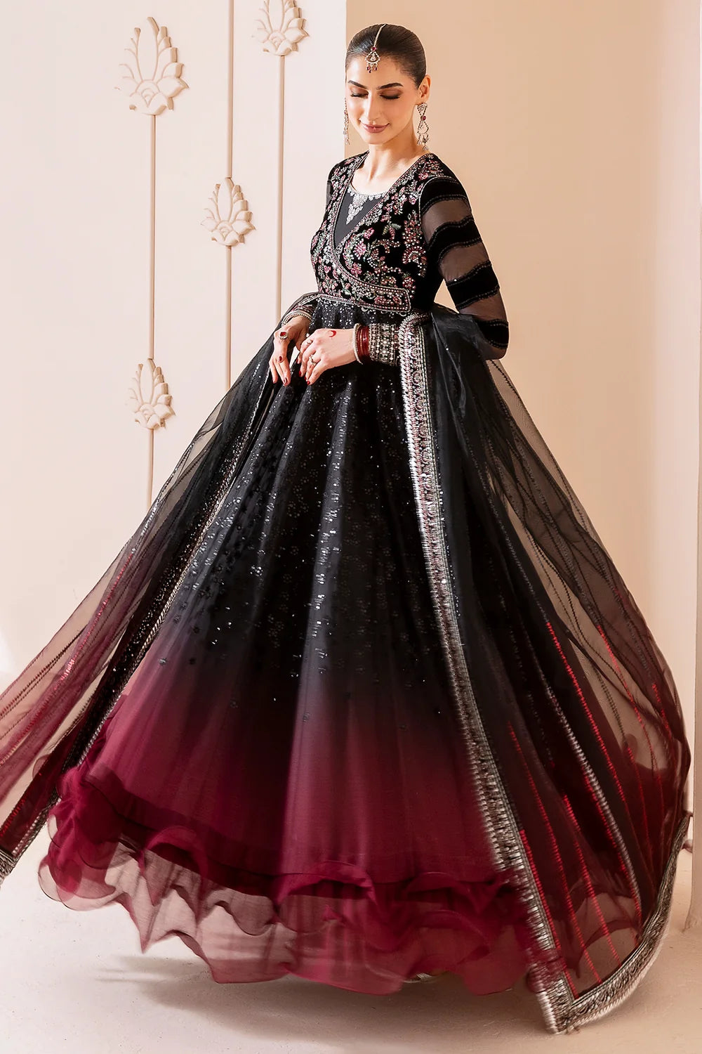 EMBROIDERED VELVET FORMAL CVF25-D10 | Velvet | Jazmin