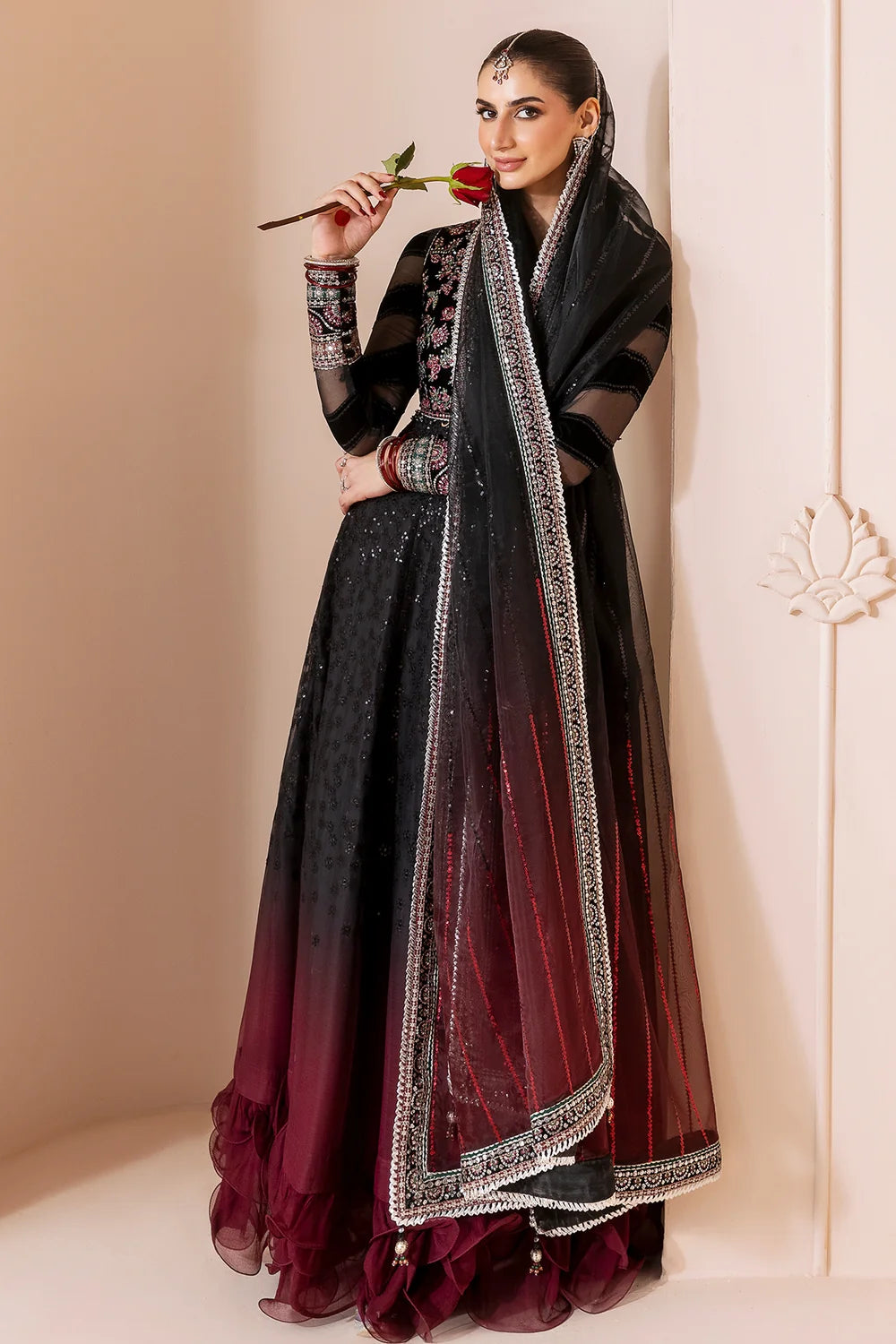 EMBROIDERED VELVET FORMAL CVF25-D10 | Velvet | Jazmin
