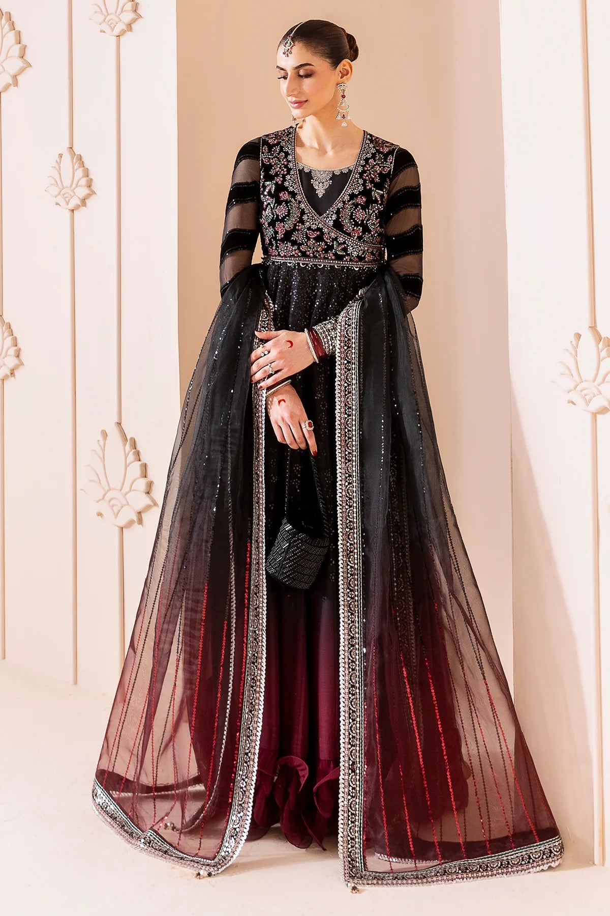 EMBROIDERED VELVET FORMAL CVF25-D10 | Velvet | Jazmin