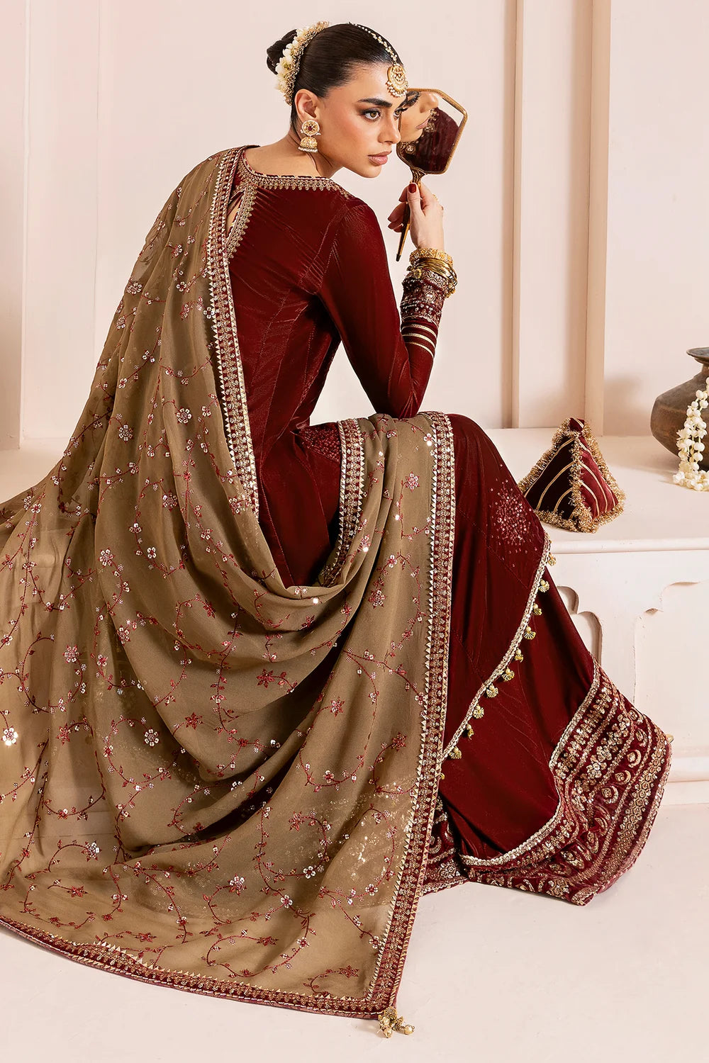 EMBROIDERED VELVET FORMAL CVF25-D07 | Velvet | Jazmin