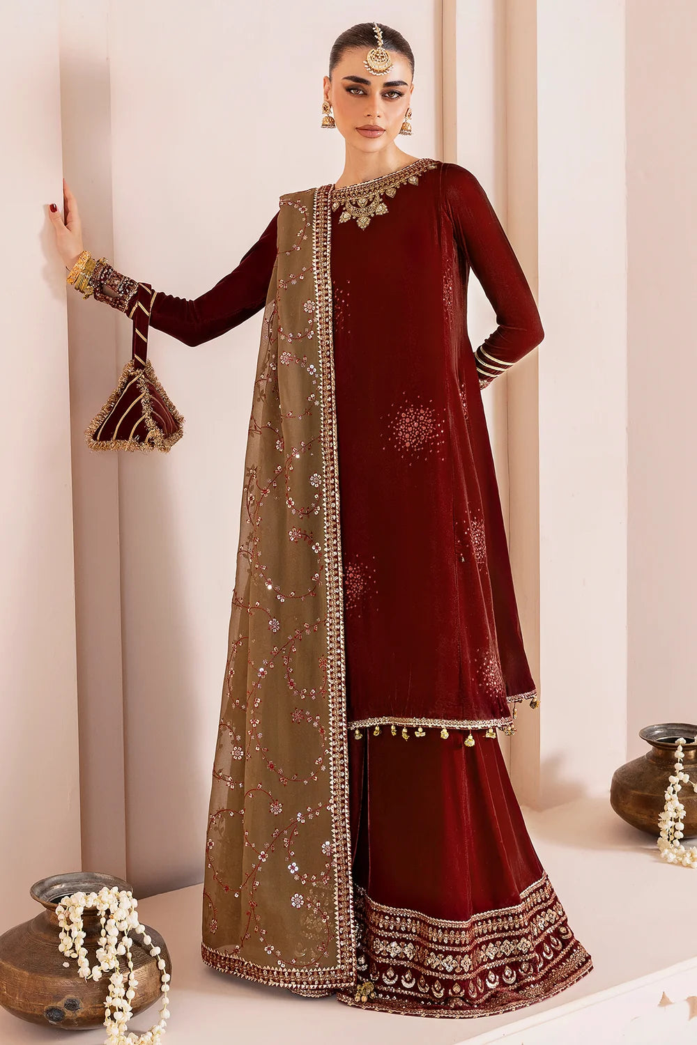 EMBROIDERED VELVET FORMAL CVF25-D07 | Velvet | Jazmin