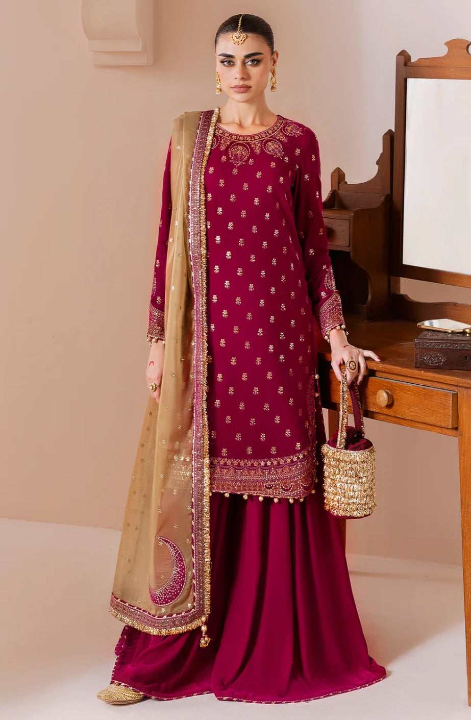 EMBROIDERED VELVET FORMAL CVF25-D11 | Velvet | Jazmin