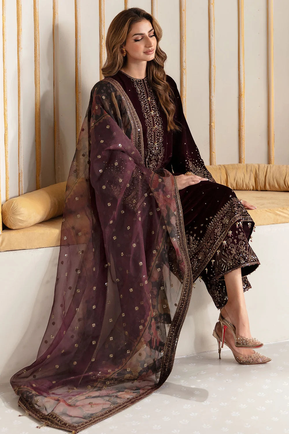 EMBROIDERED VELVET FORMAL VF-2012 | Velvet | Jazmin