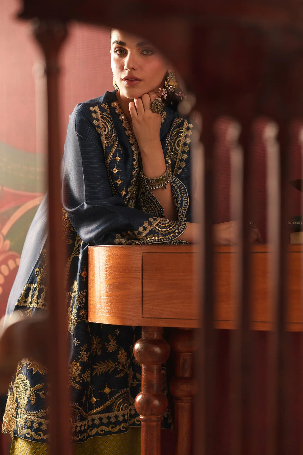 DARK BLUE | E4818-103-618 | Rozana Winter Drop 2 | Ethnc