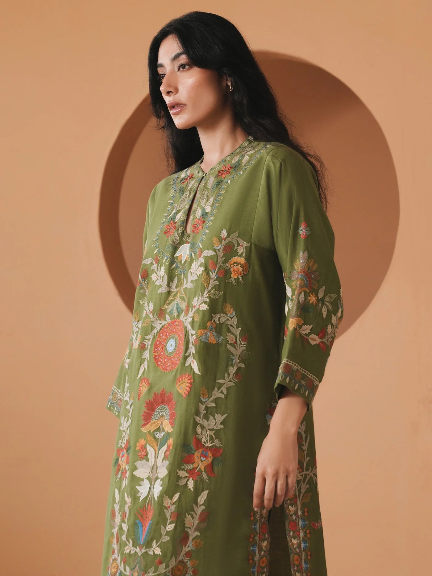 PF26-SS26AMB2CCKP018 | NEW IN | MISHA LAKHANI