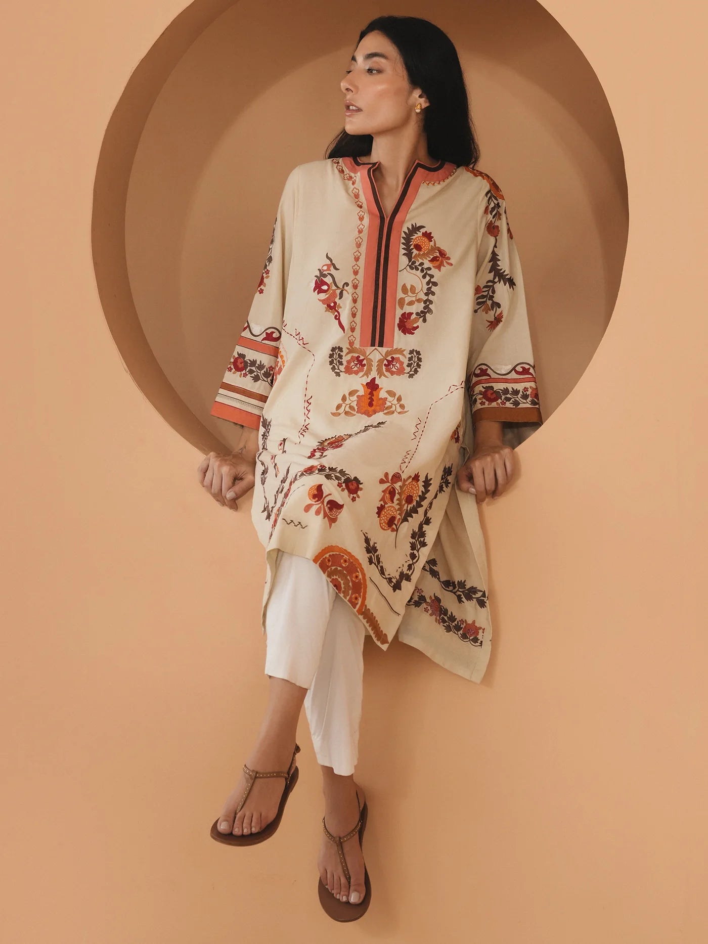 PF26-PF25CCK056 | NEW IN | MISHA LAKHANI