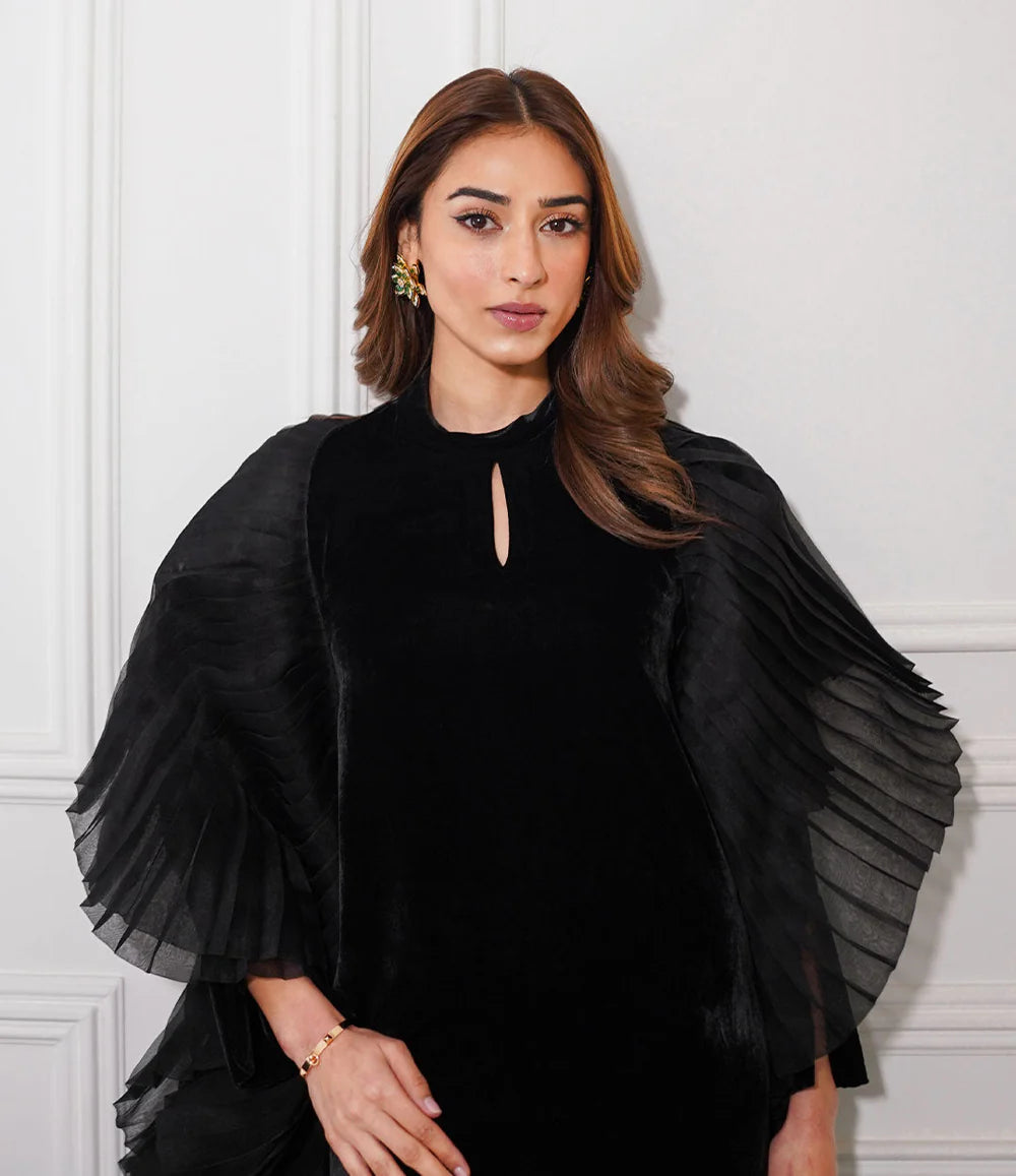 Velvet Ruffles Set | LIRA