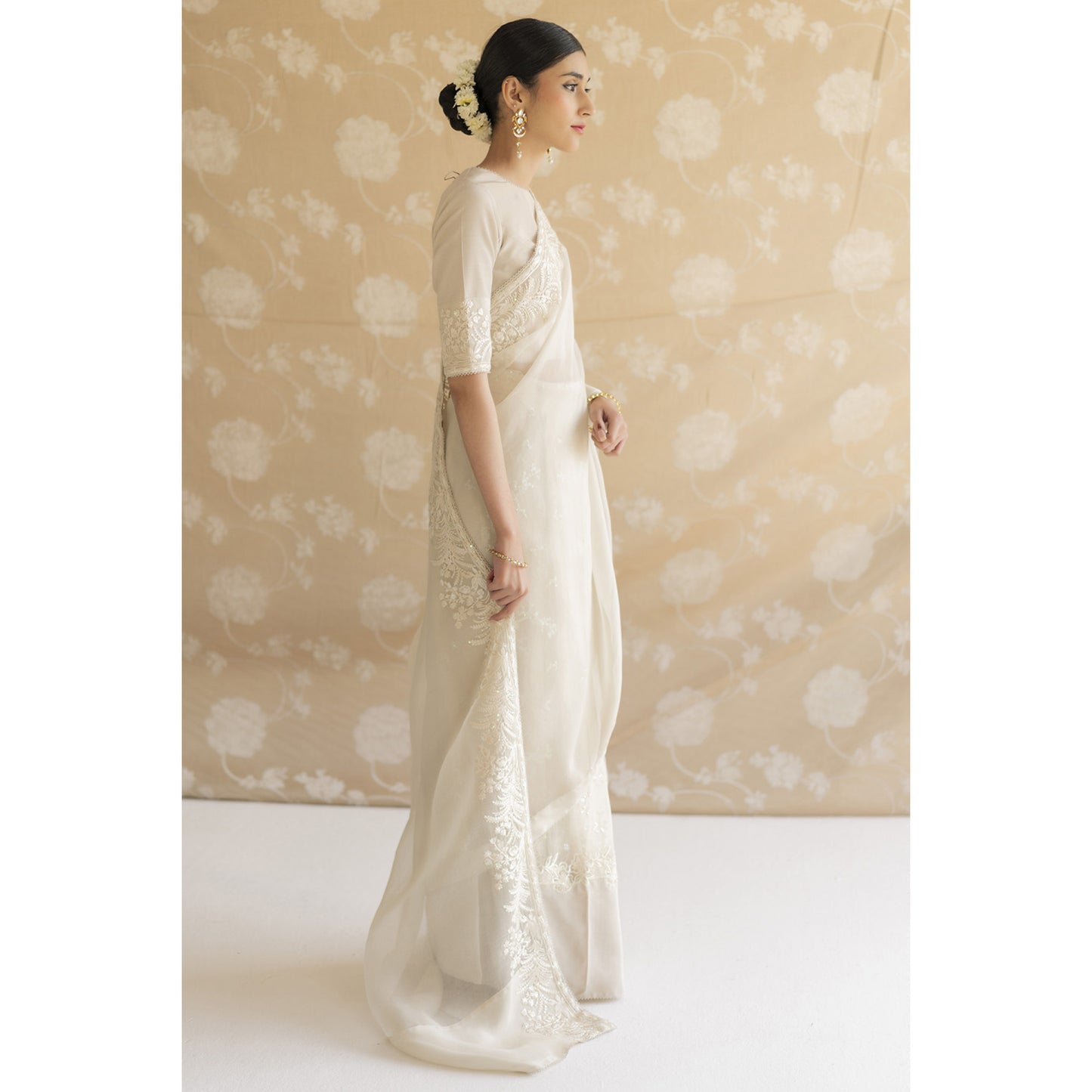 IVORY SAREE | NARGIS | DYOT