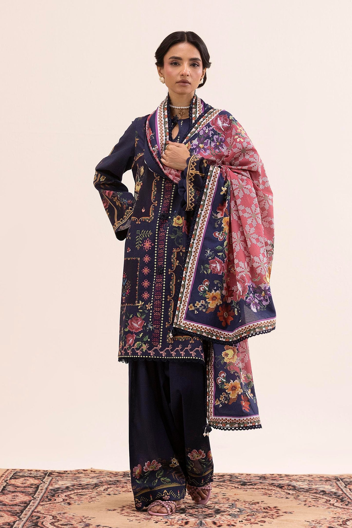 LH261-001-AG | ROZ MARRA '26 | SANA SAFINAZ
