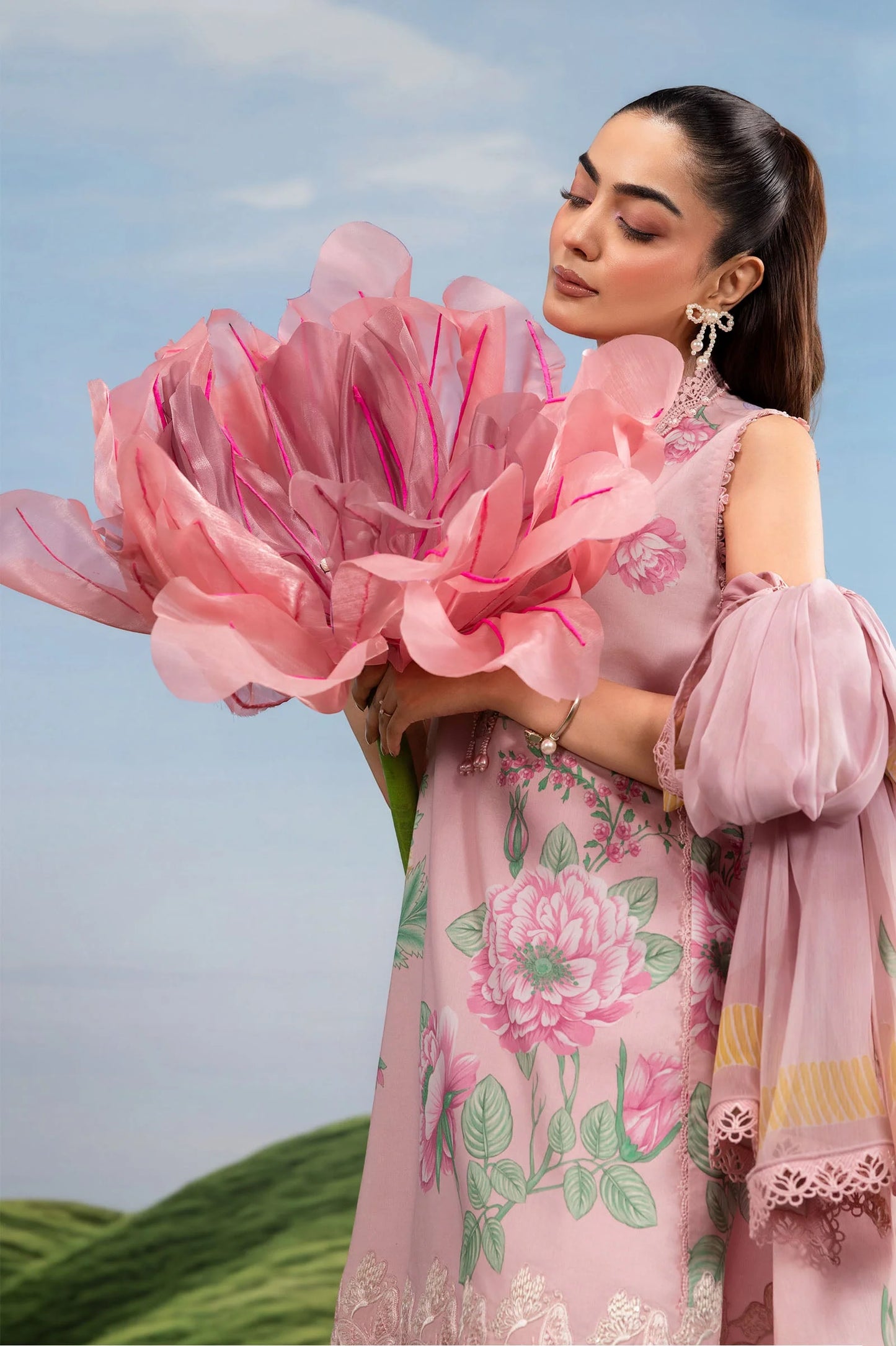 MB-CUSV14-04A | 3 Pc Unstitched Embroidered Lawn Suit | MARIA.B