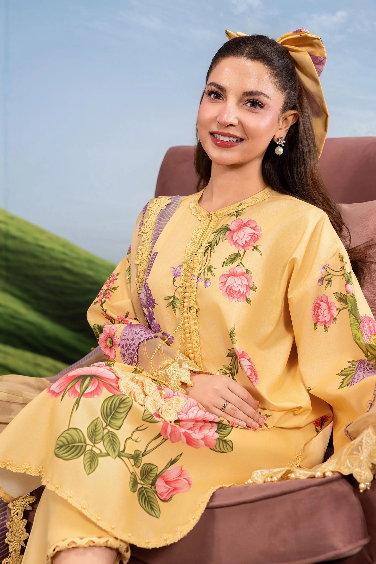 MB-CUSV14-04B | 3 Pc Unstitched Embroidered Lawn Suit | MARIA.B