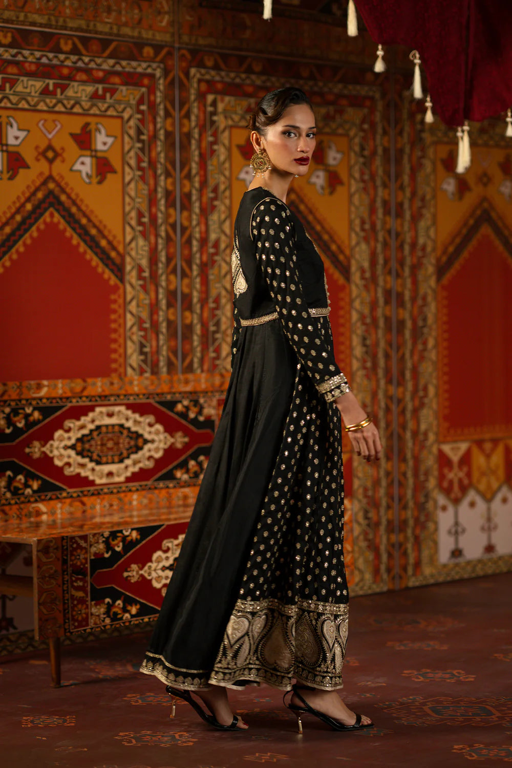 BLACK | E1051/104/901 | Luxe | Ethnc