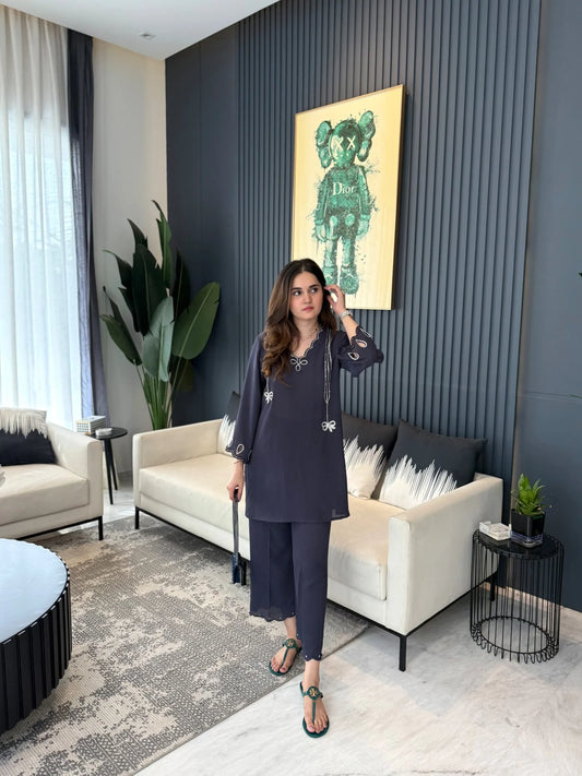 NOIR FULL SET | NIMRAH HAFSA