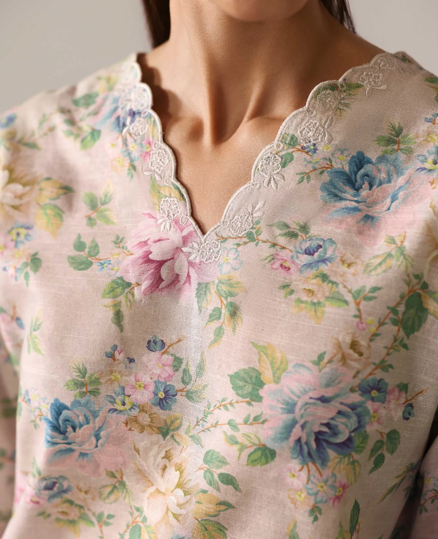 Naiara | Basics Winter '25 | Republic Womenswear